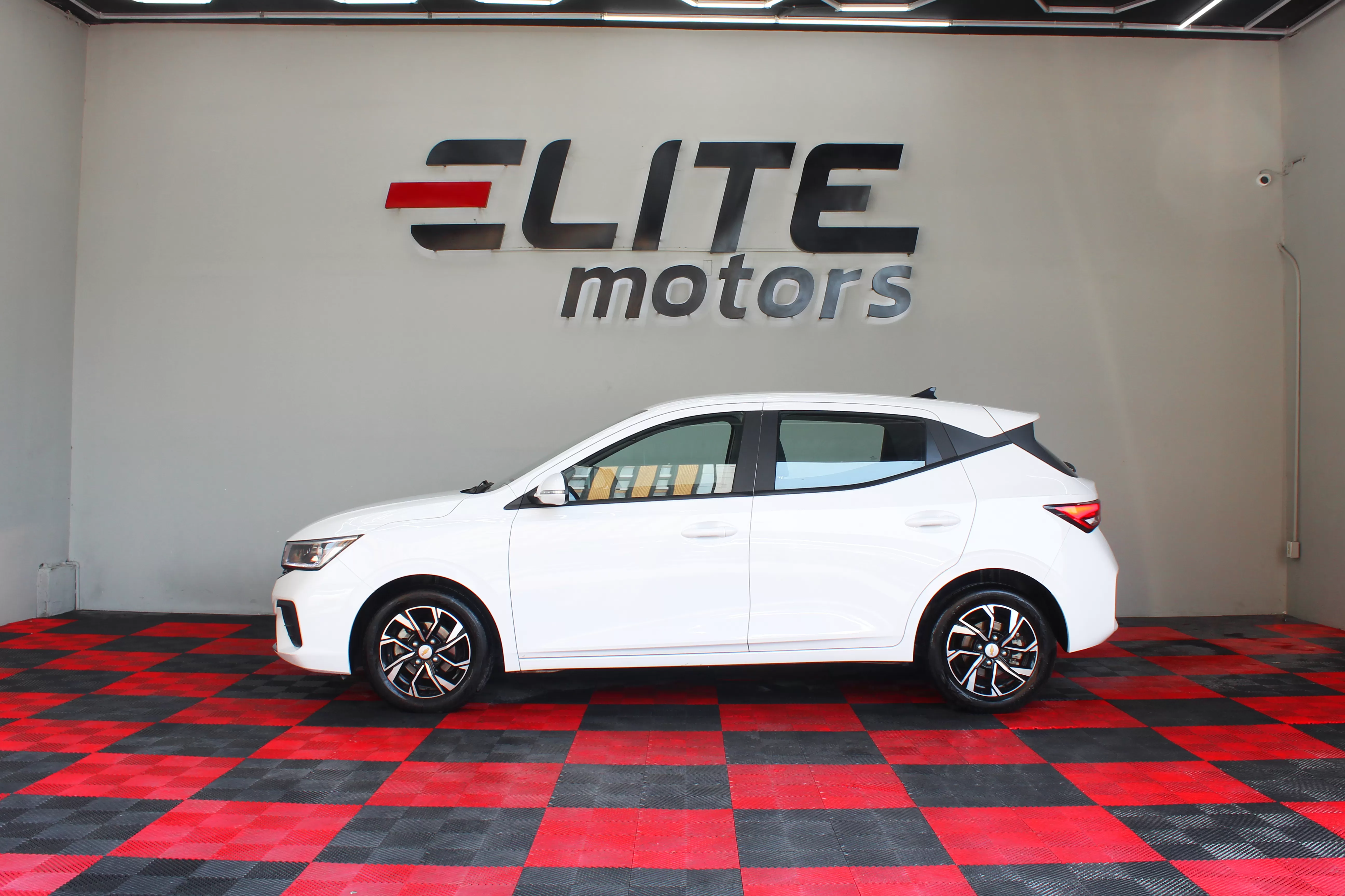 Chevrolet Aveo LT Plus HB 2024