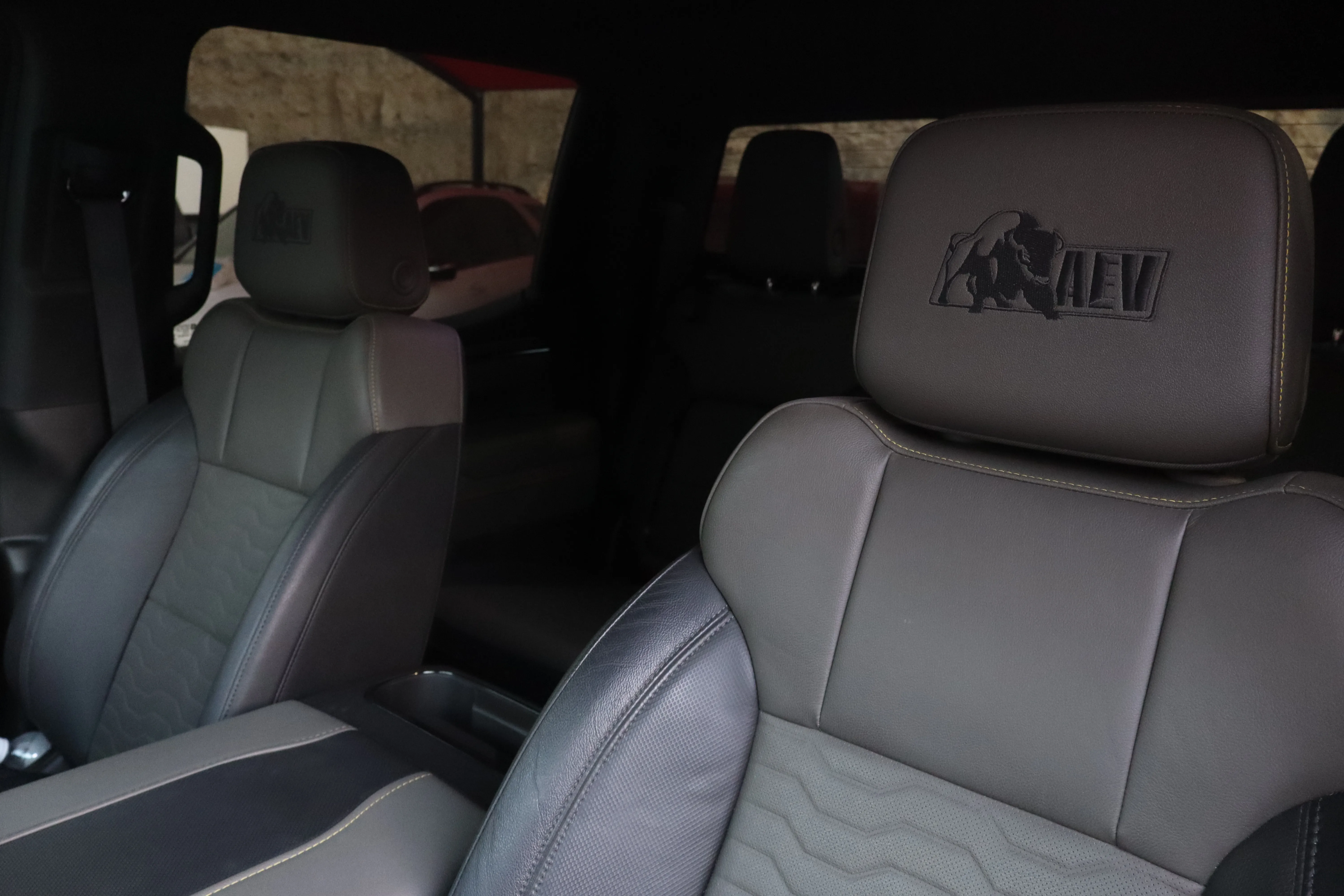 Chevrolet CHEYENNE DC ZR2 BISON 2024