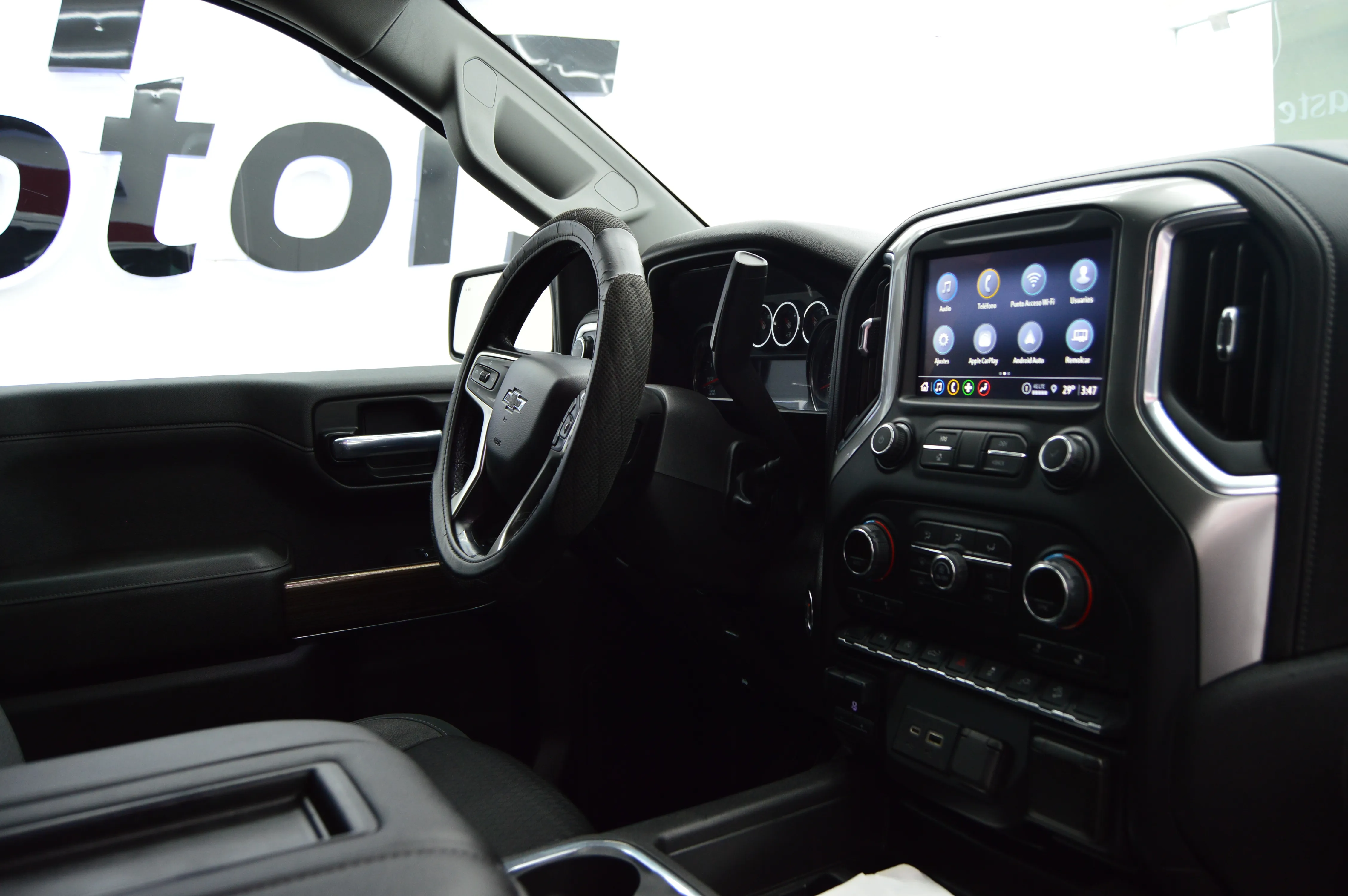 Chevrolet Cheyenne RST 2021