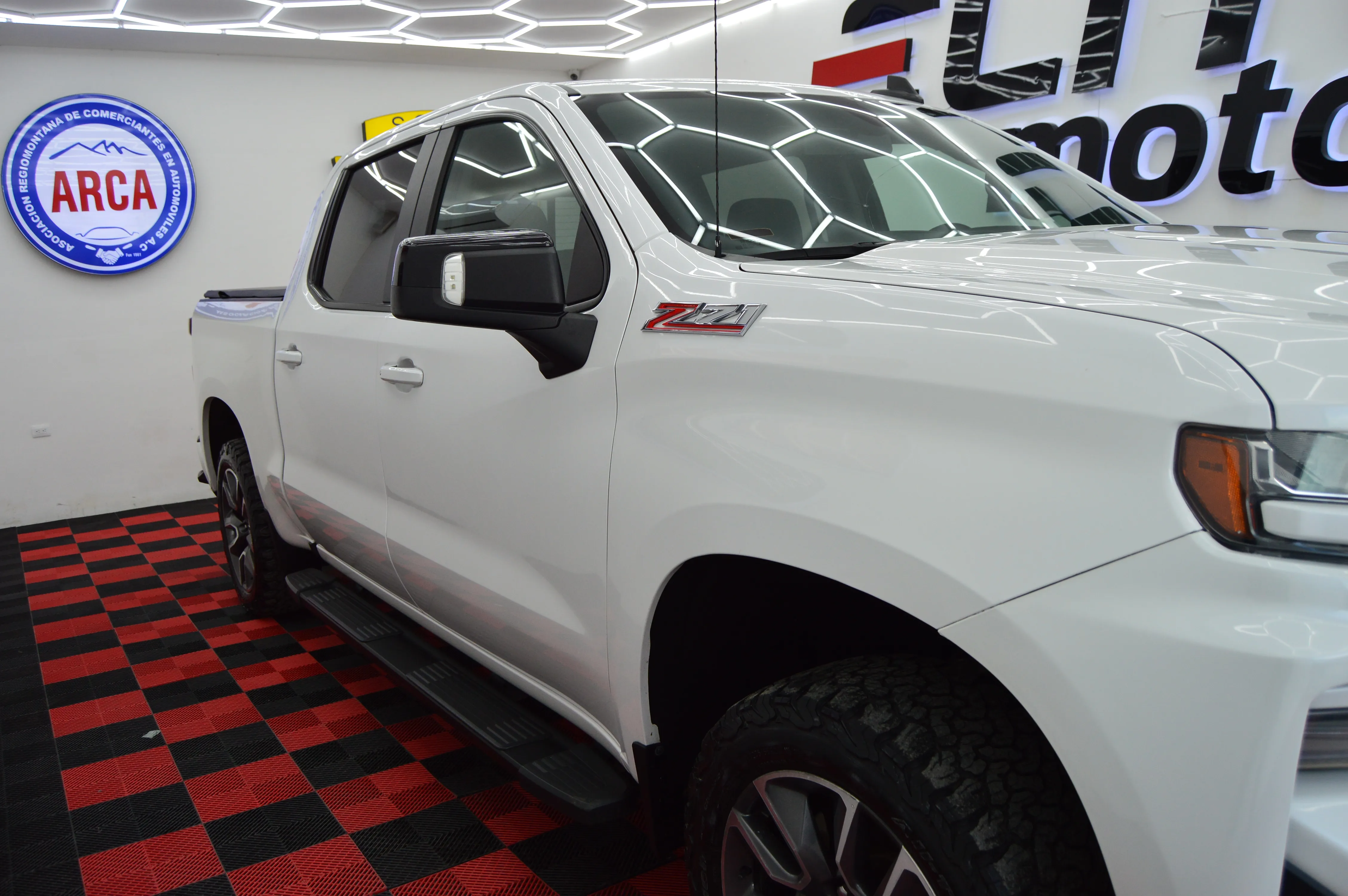 Chevrolet Cheyenne RST 2021