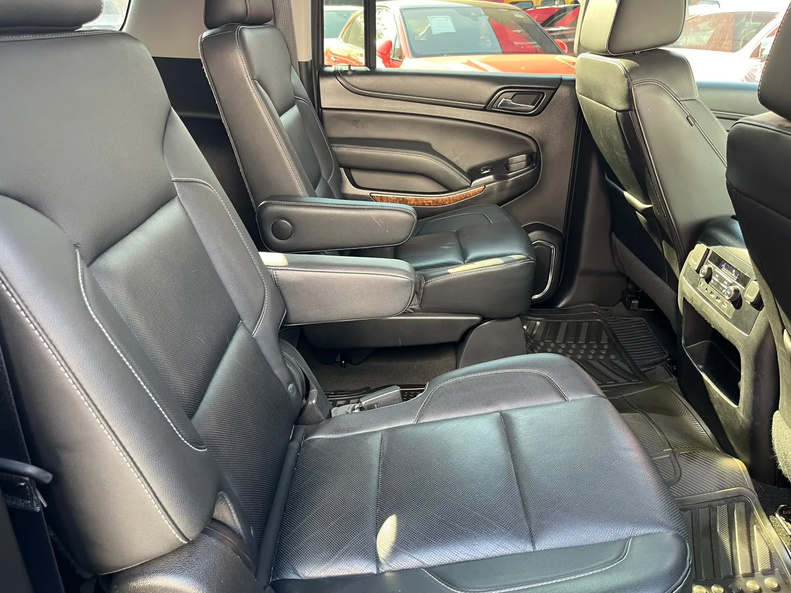 Chevrolet Suburban Premier 2018