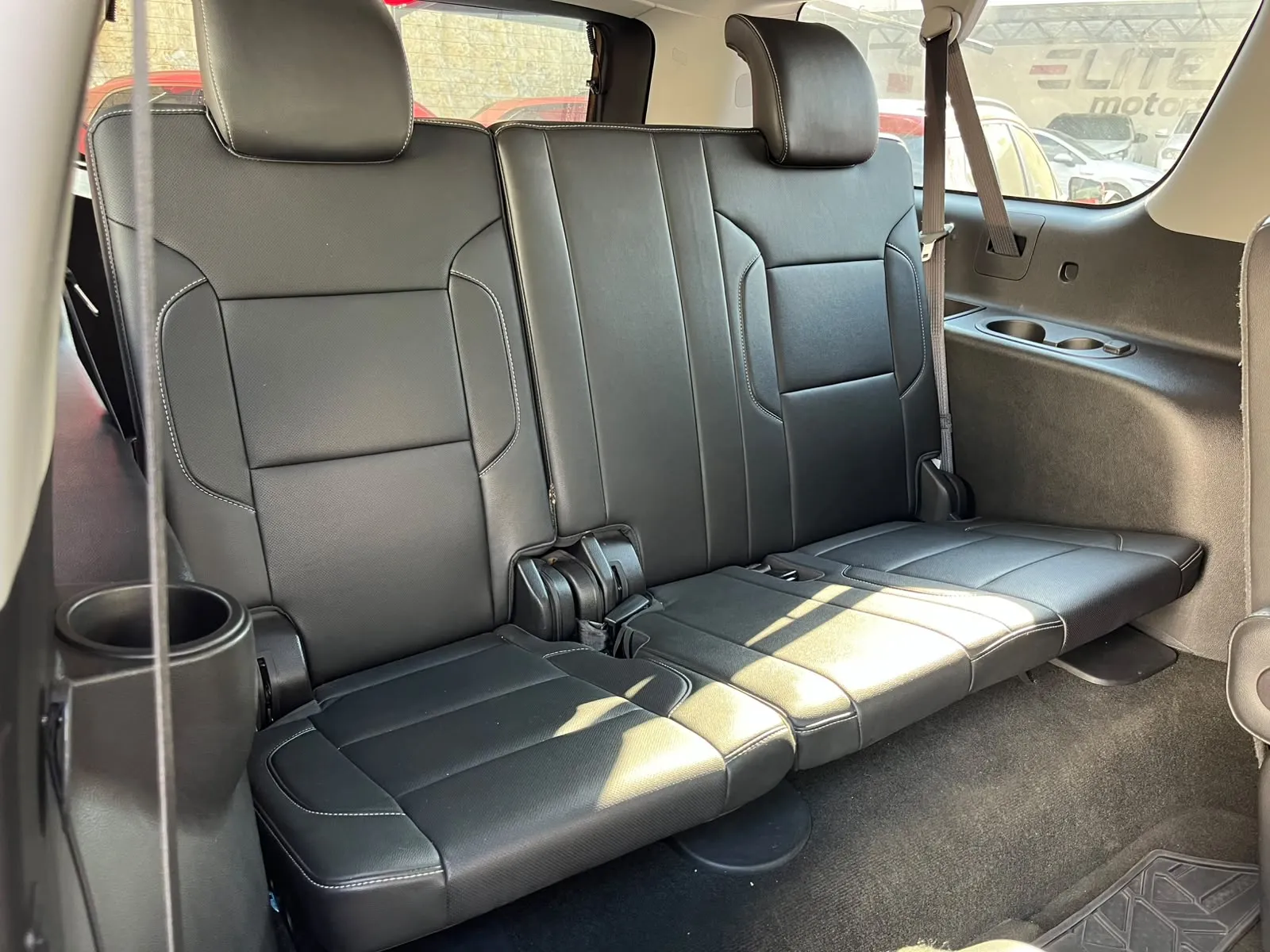 Chevrolet Suburban Premier 2018
