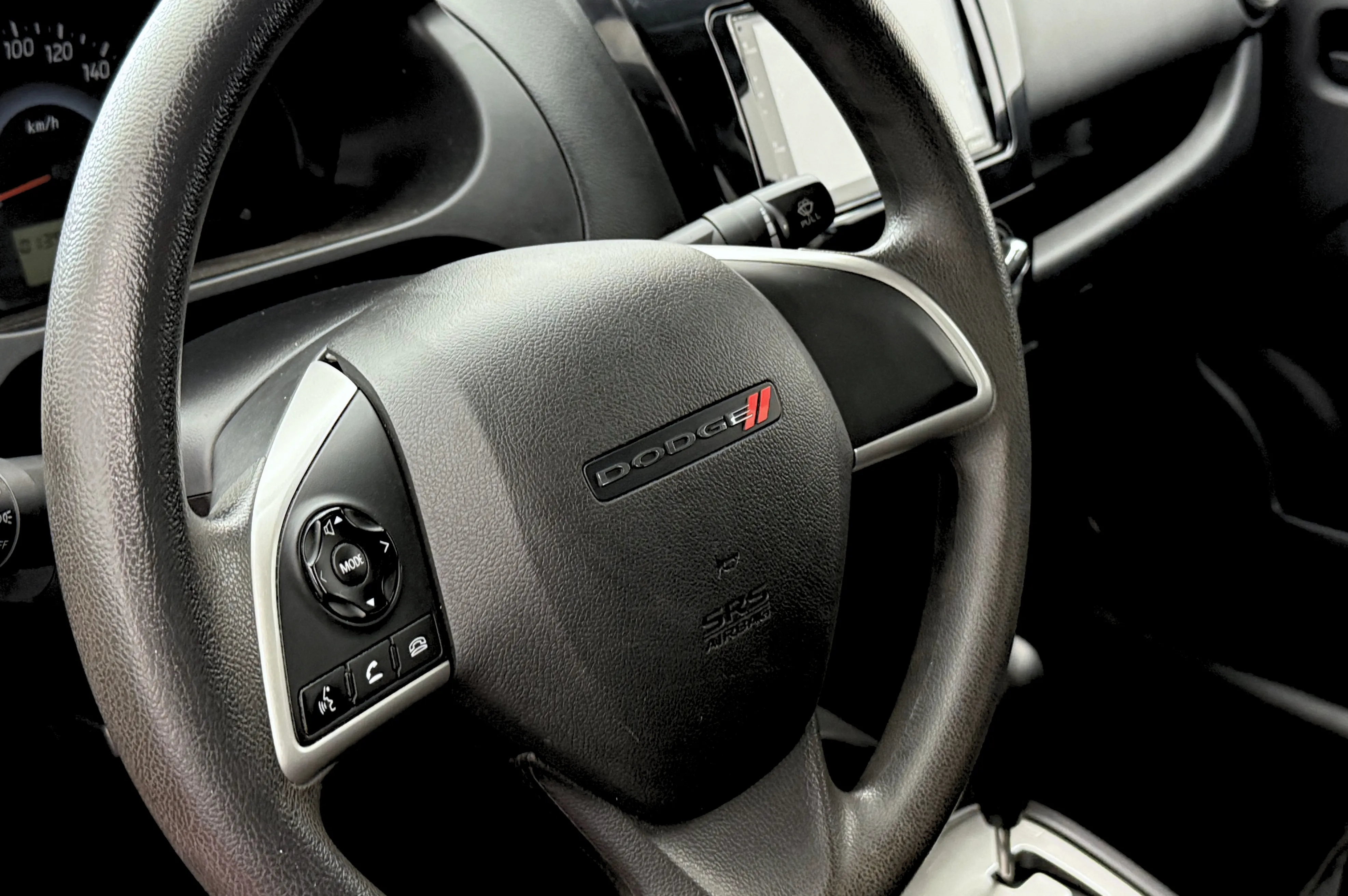 Dodge ATTITUDE SE AT 2024
