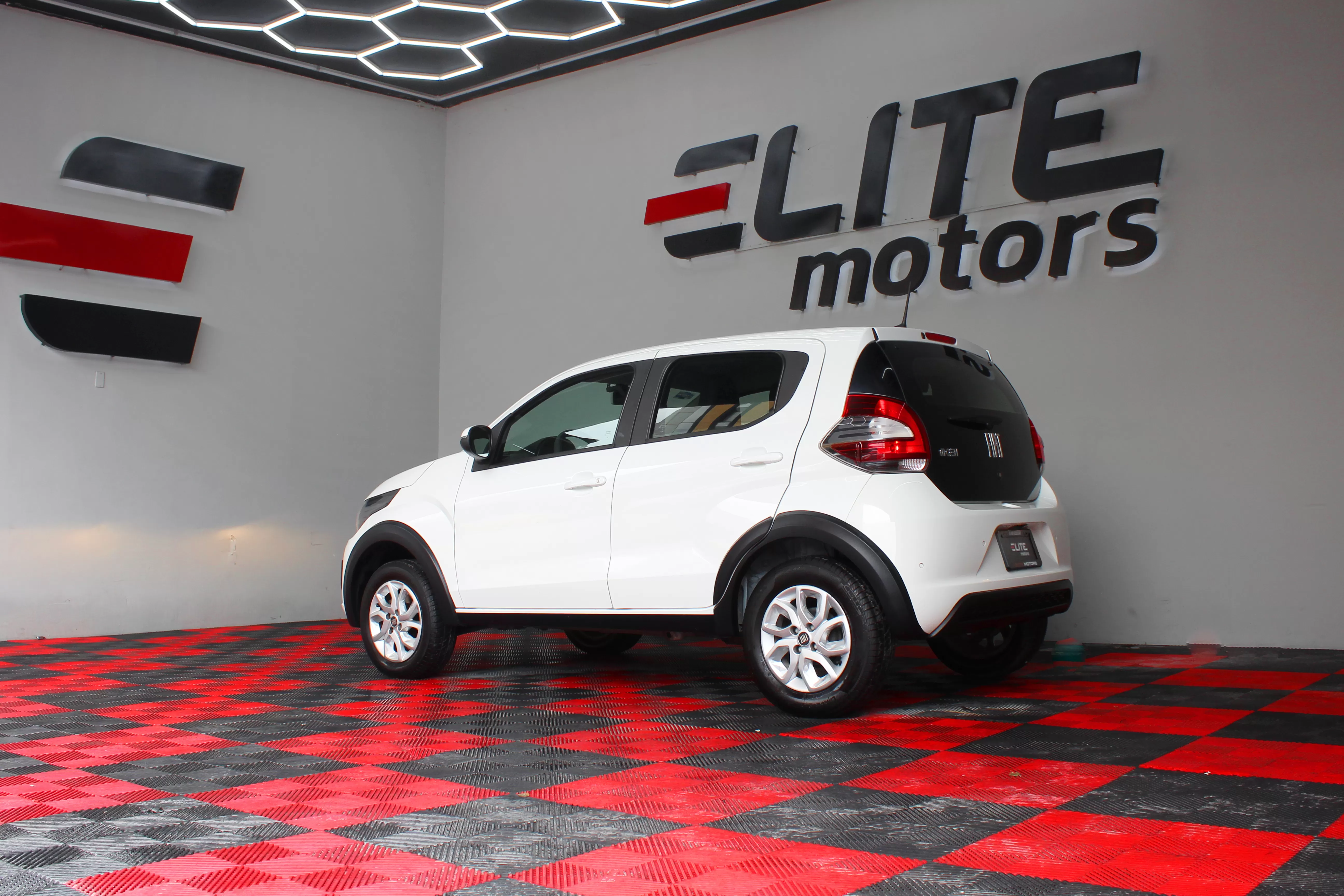 Fiat Mobi Like 2023