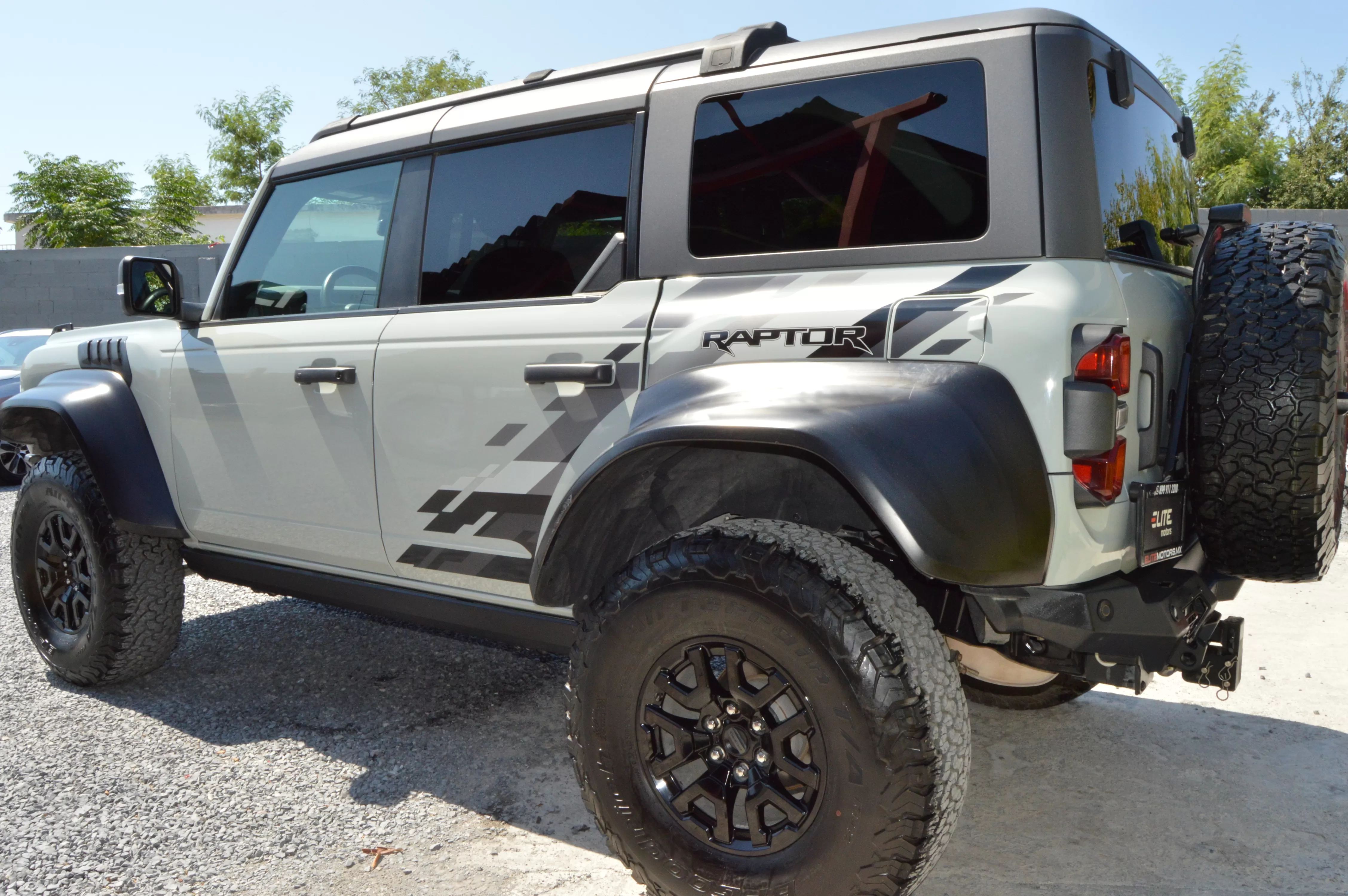 Ford BRONCO BADLANDS CONVERSION A RAPTOR 2021