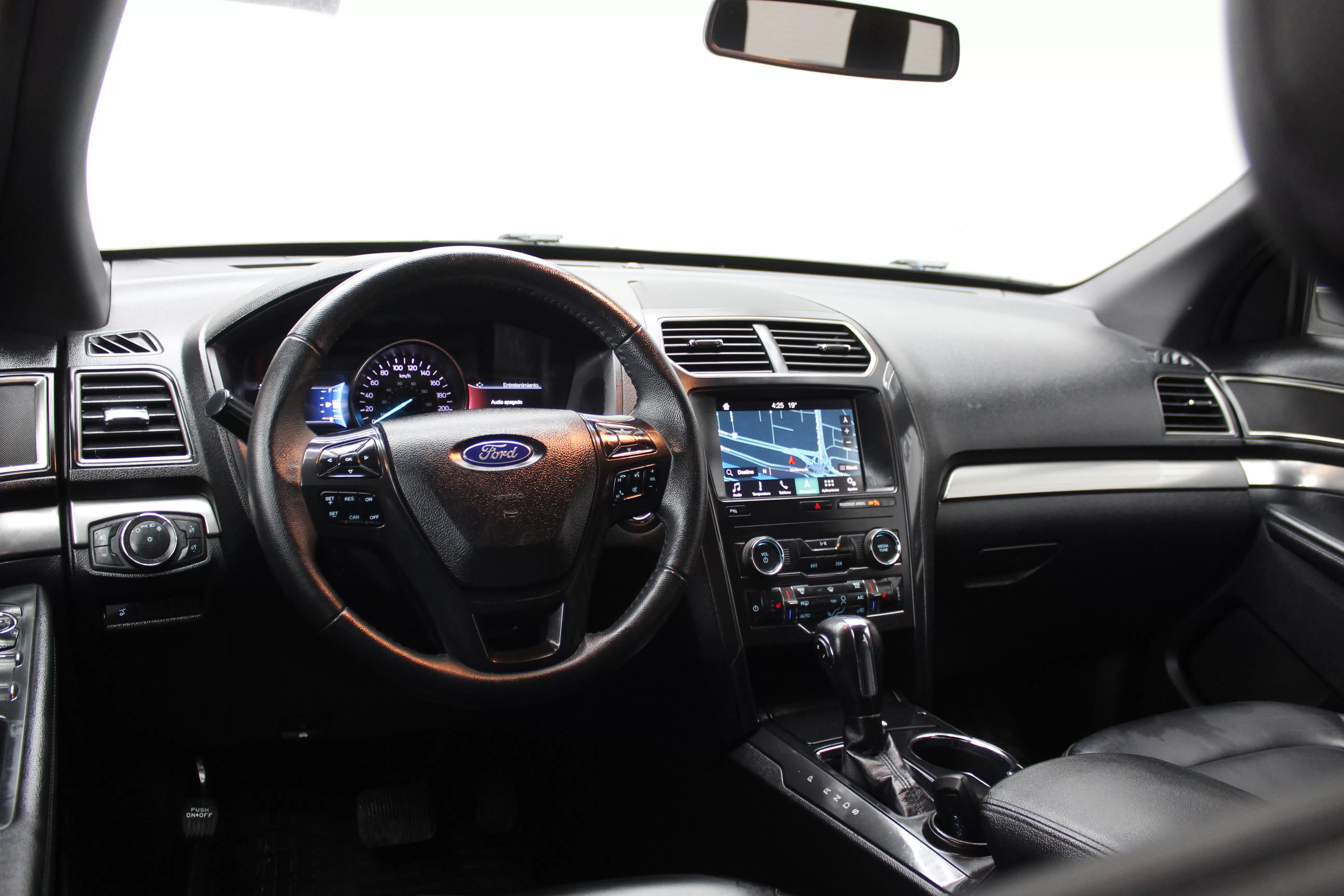 Ford Explorer XLT 2019