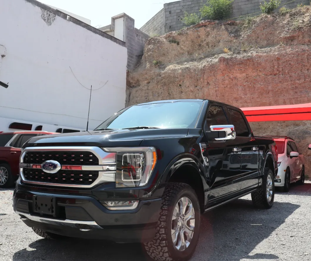 Ford LOBO CREW CAB 2022