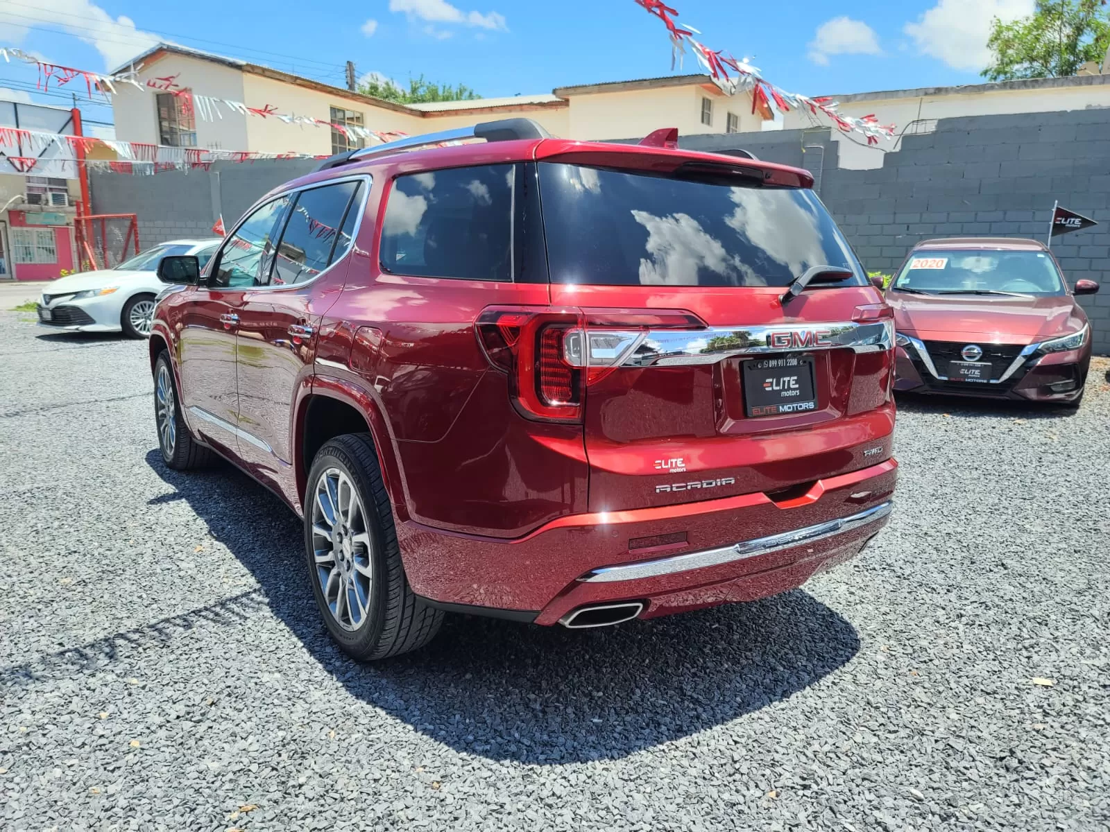 GMC Acadia Denali 2023