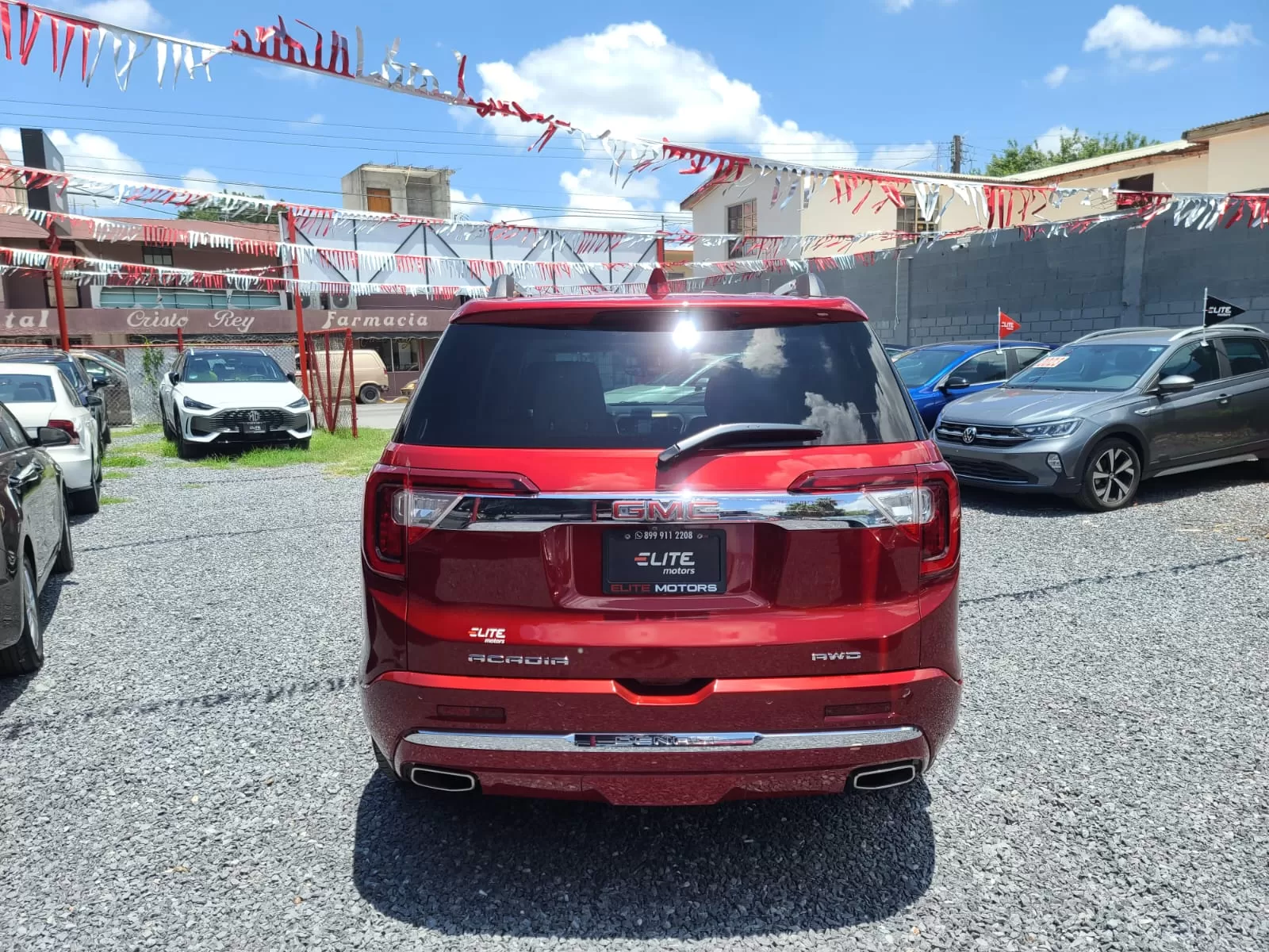 GMC Acadia Denali 2023