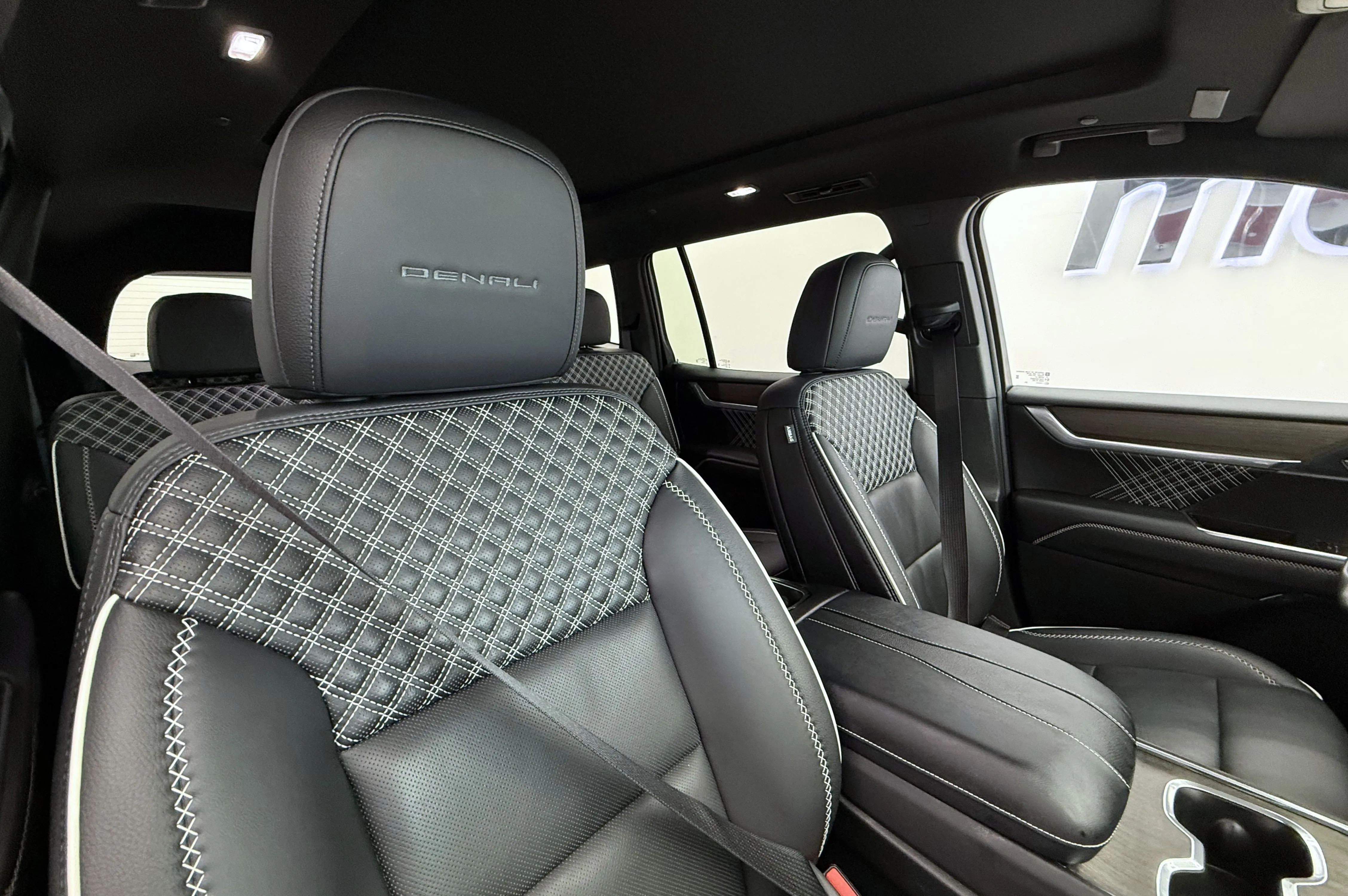 GMC ACADIA DENALI 2025
