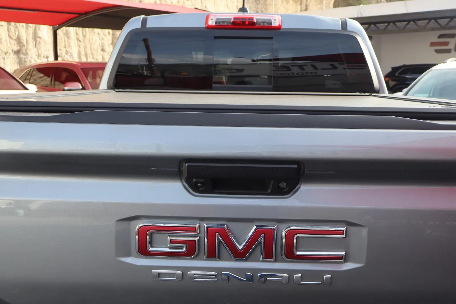 GMC CANYON DENALI 2025