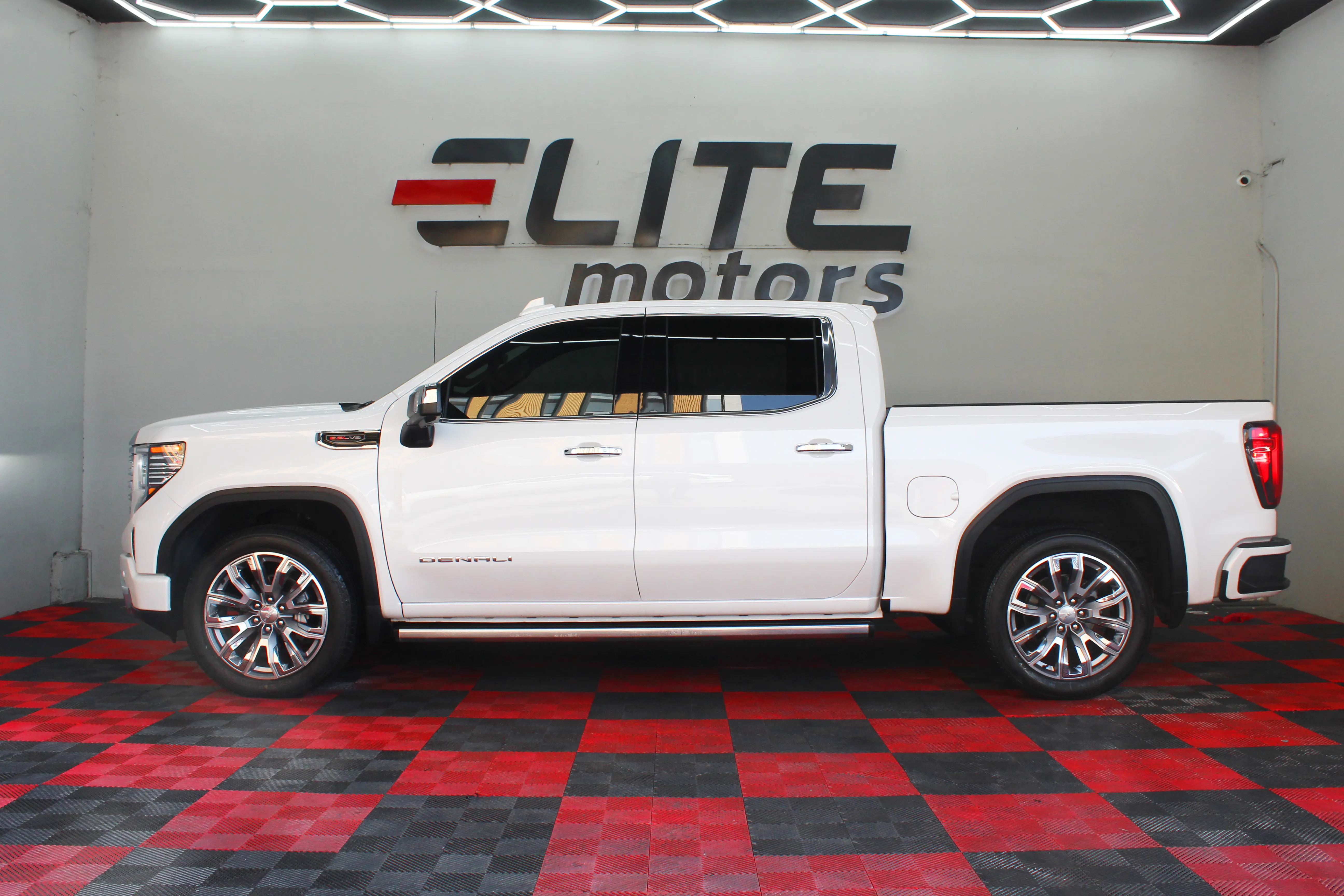 GMC Sierra Denali 2025
