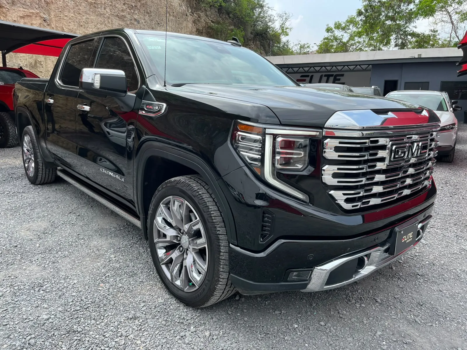 GMC SIERRA DENALI ULTIMATE 2023