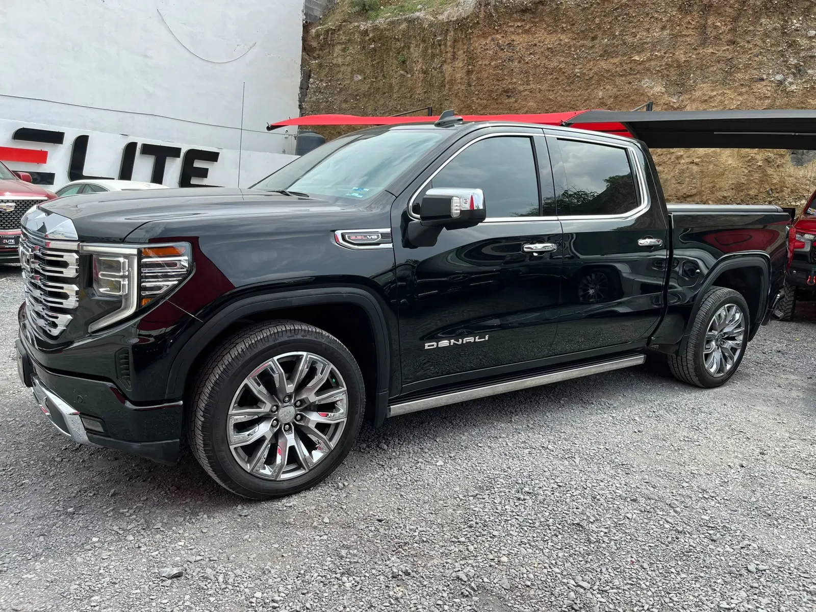 GMC SIERRA DENALI ULTIMATE 2023