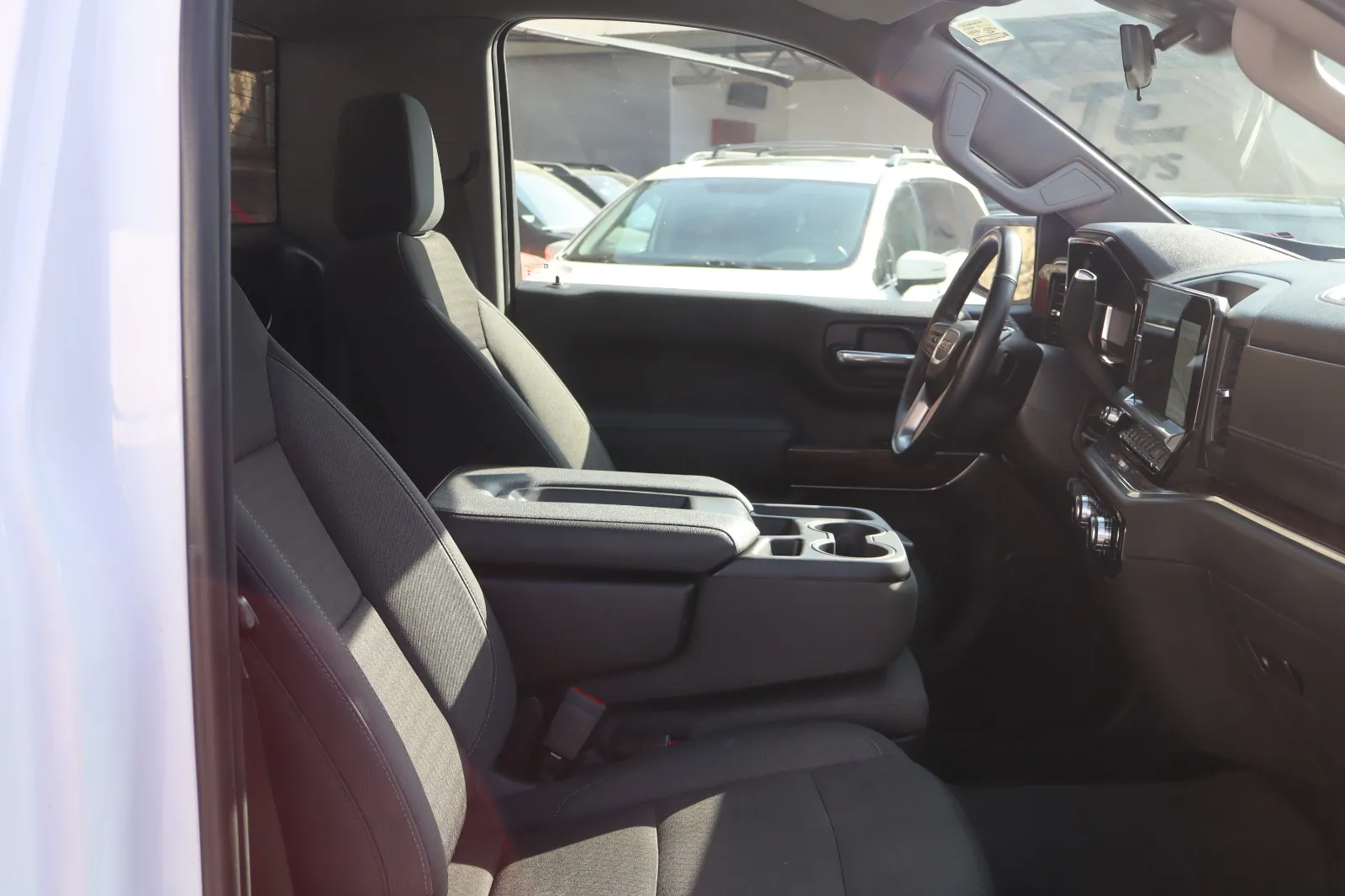 GMC Sierra SLE 2024