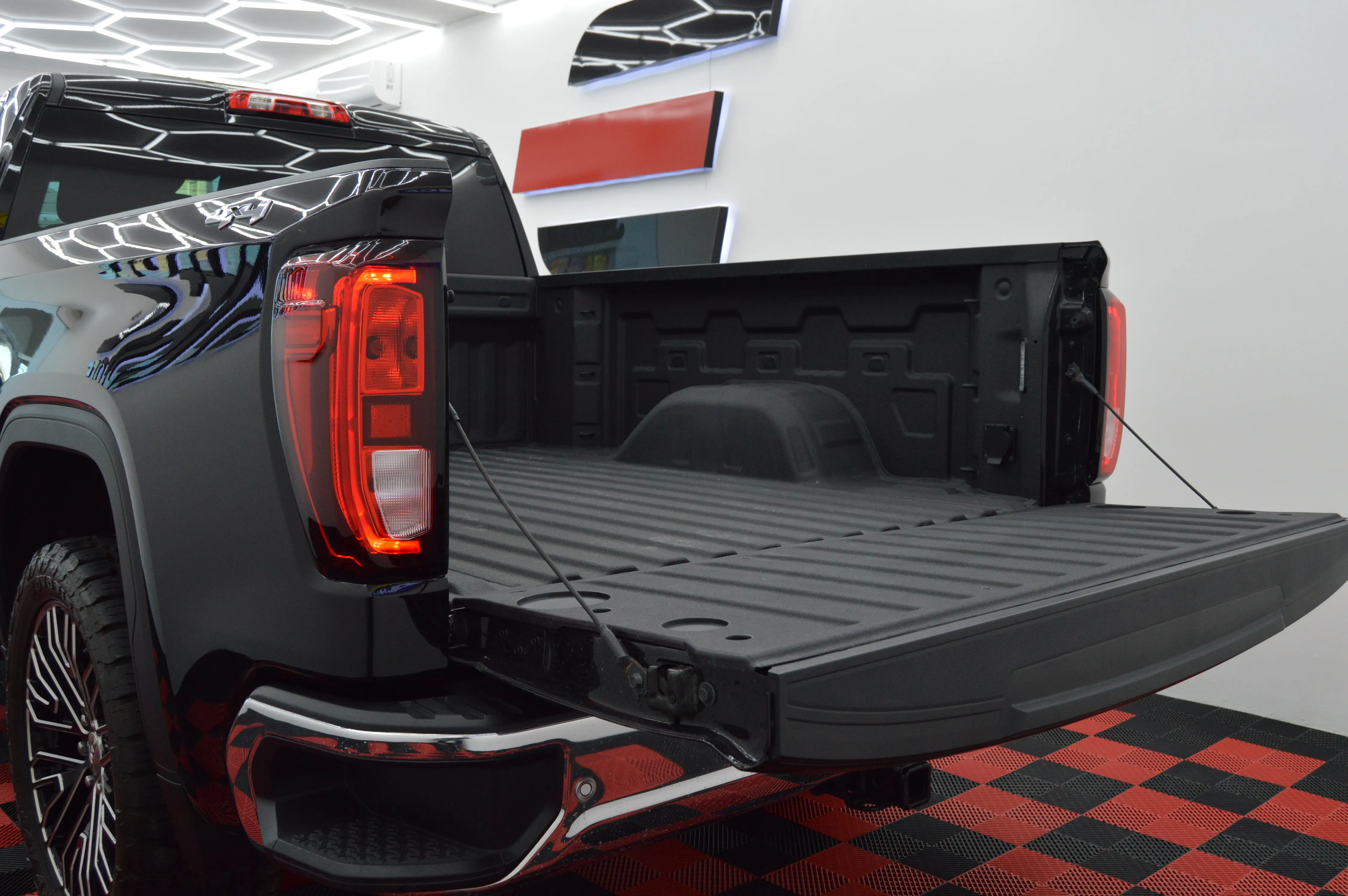 GMC Sierra SLE 2025