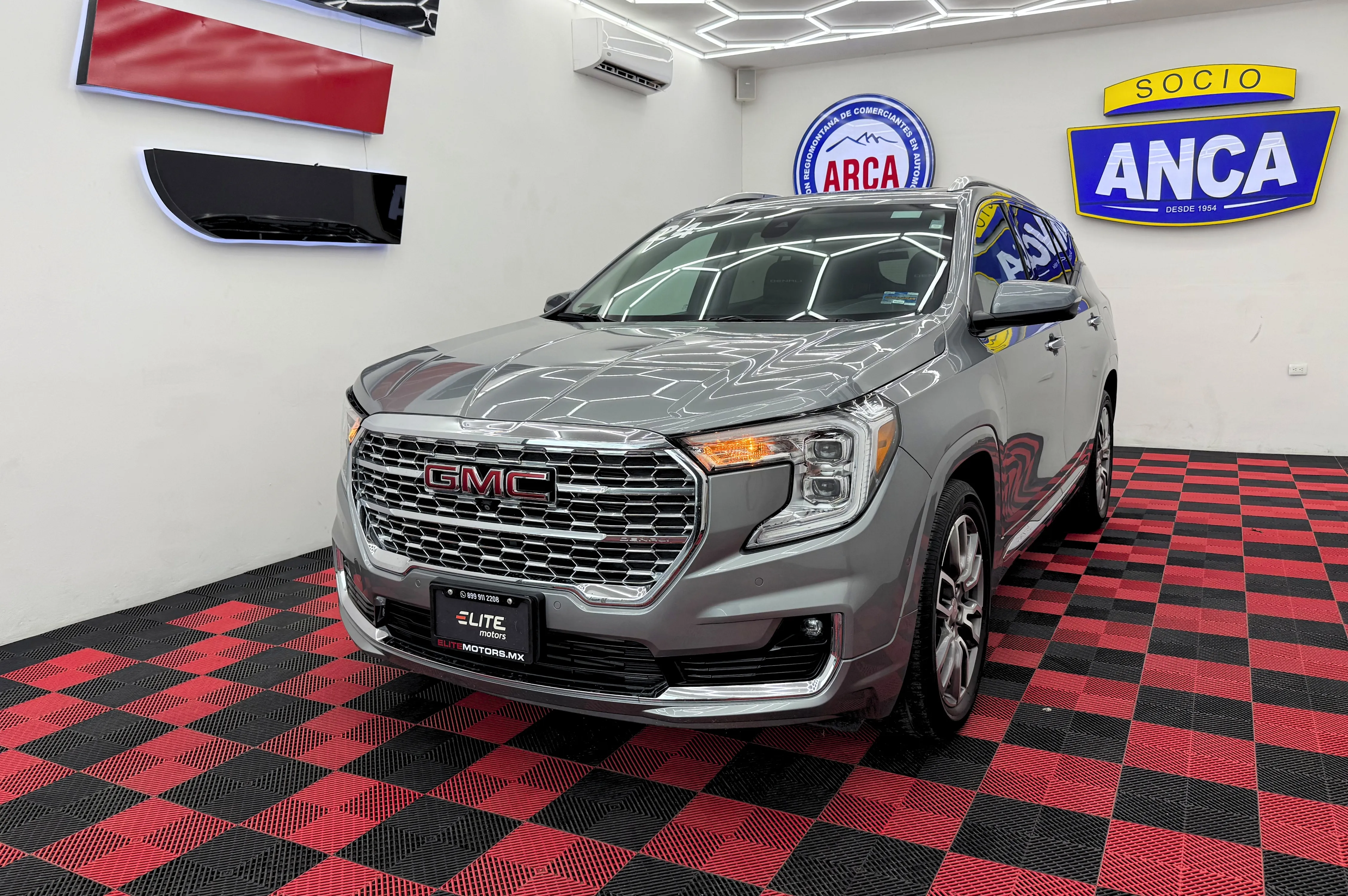 GMC TERRAIN  DENALI 2024