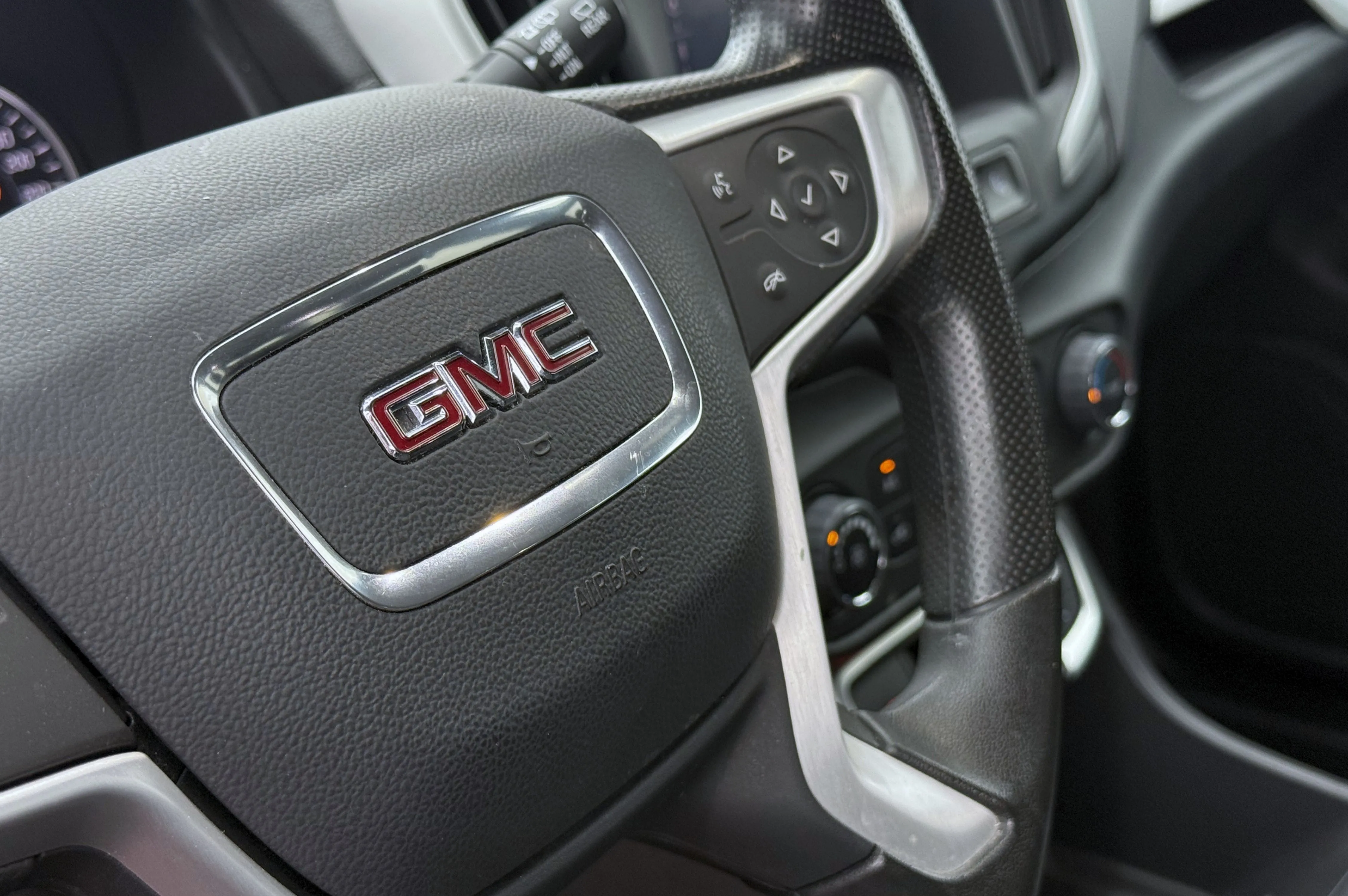 GMC TERRAIN  DENALI BLACK EDITION 2023