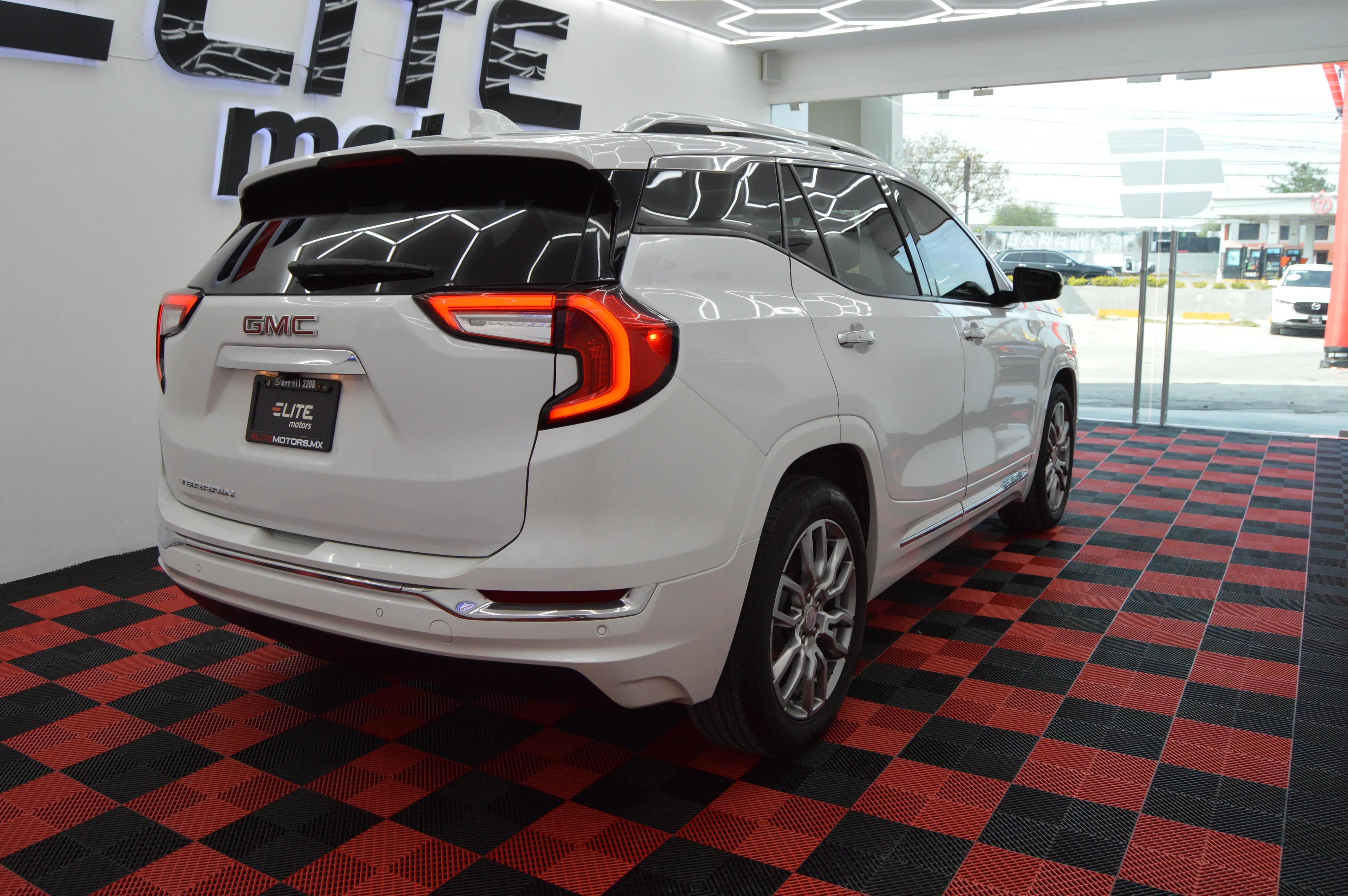 GMC Terrain Denali 2023