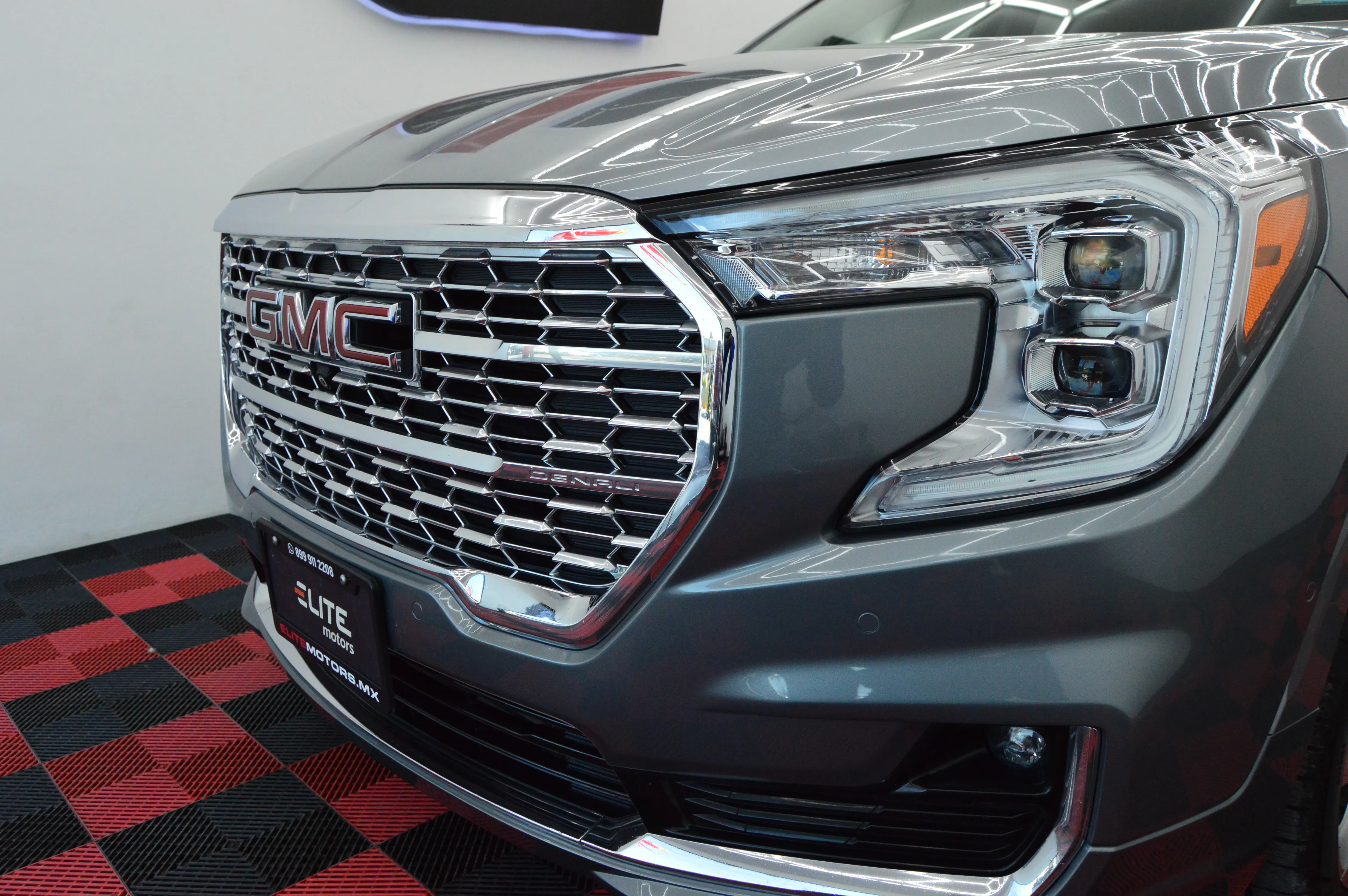 GMC TERRAIN DENALI 2023