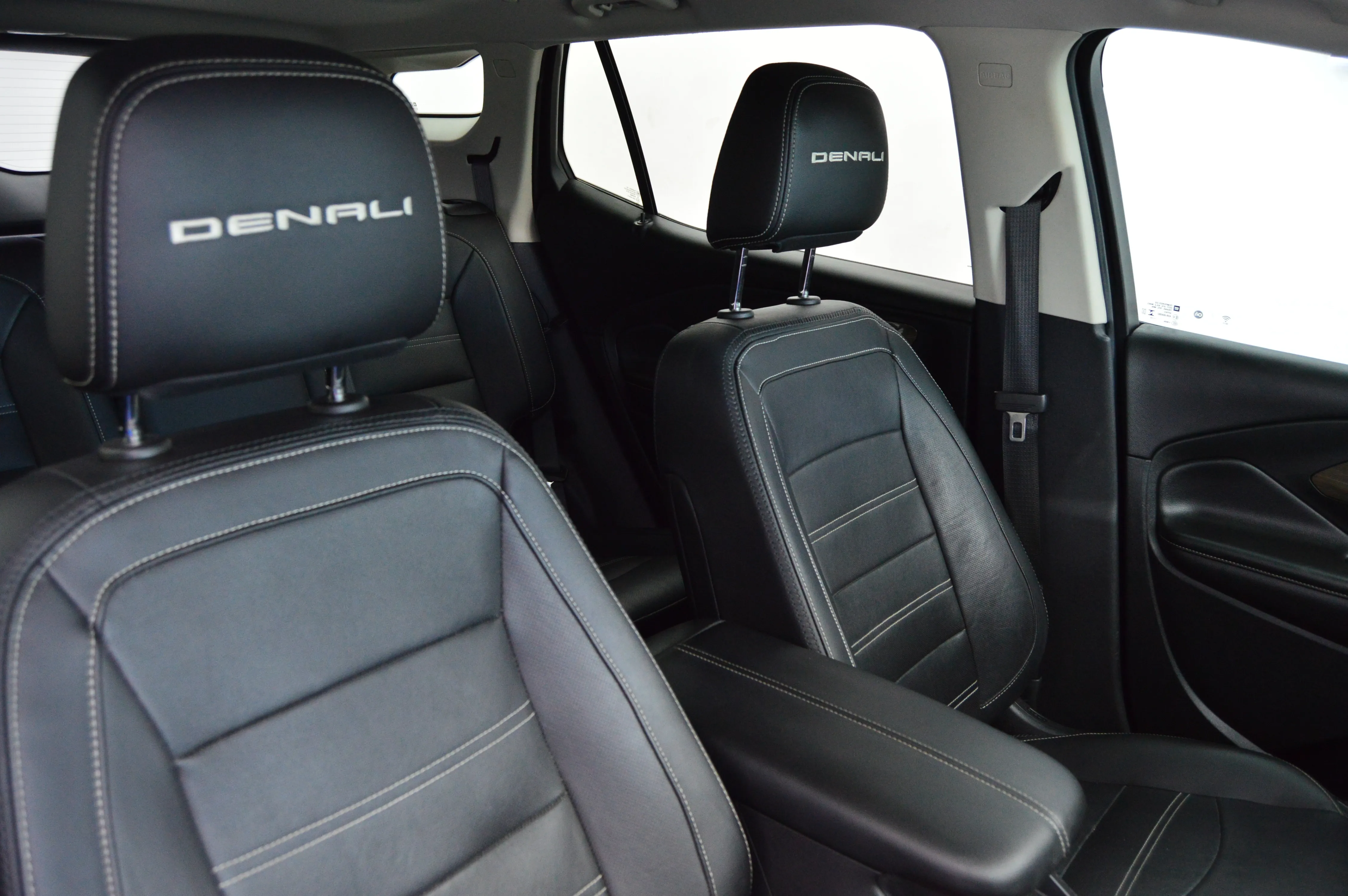 GMC TERRAIN DENALI 2023