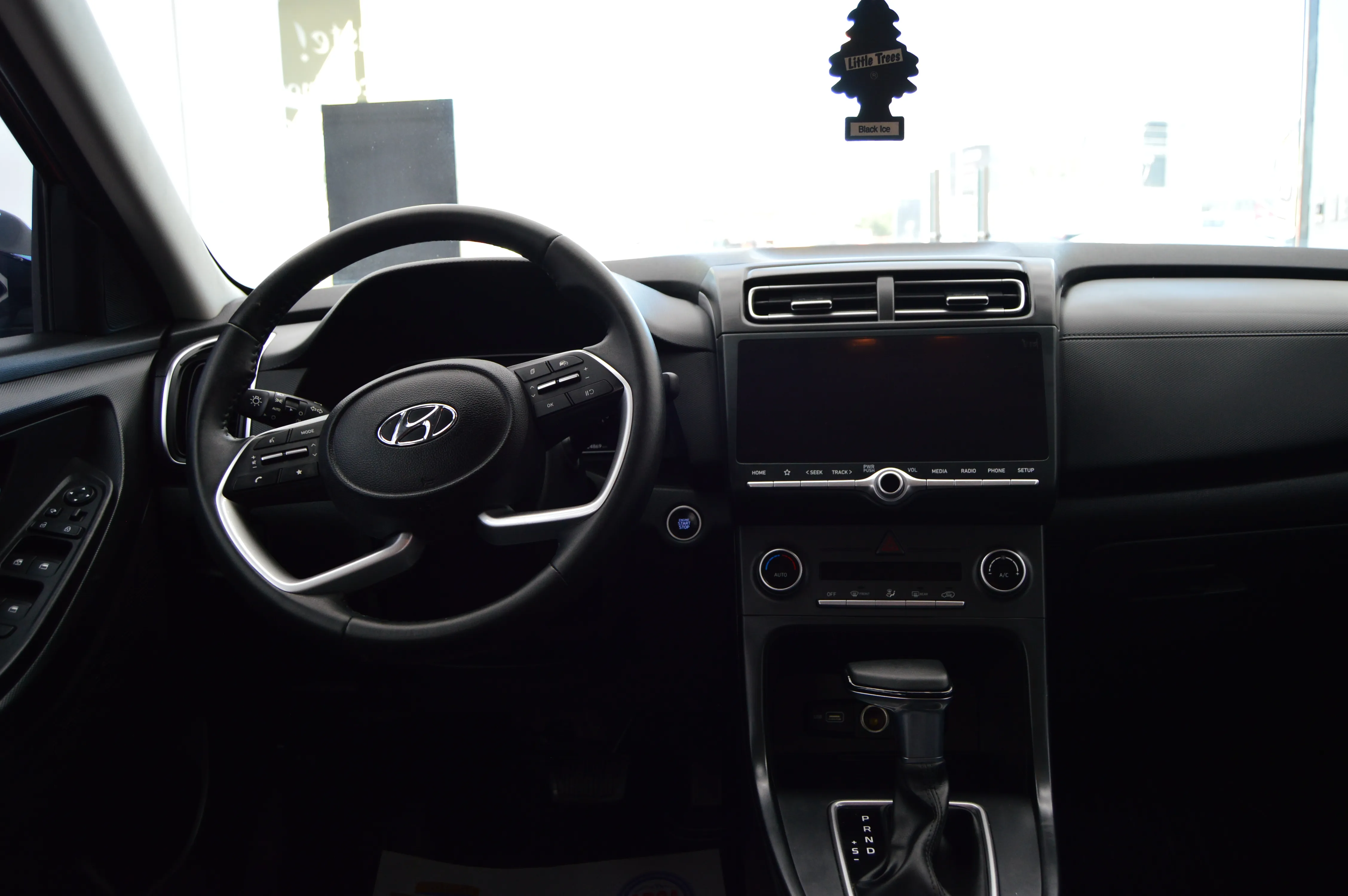 Hyundai CRETA PREMIUM 2025