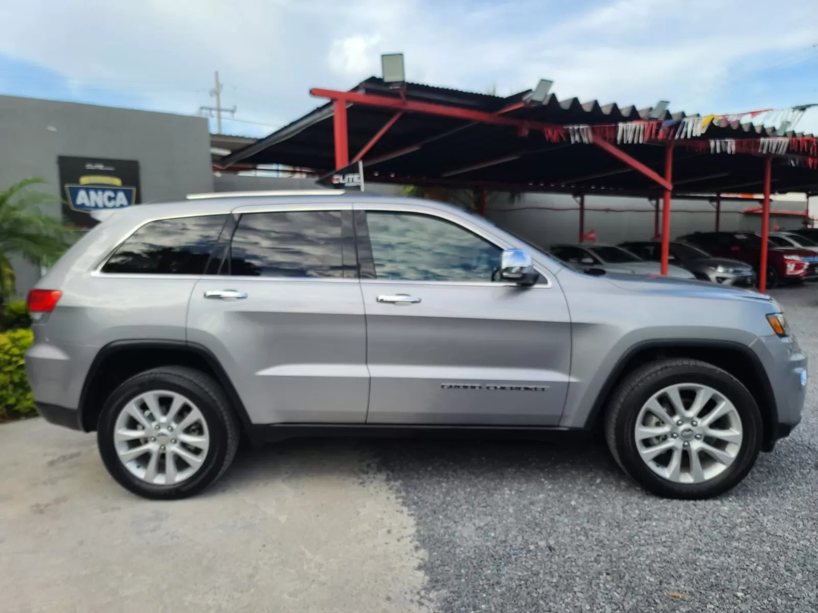 Jeep Grand Cherokee Limited Lujo 2017