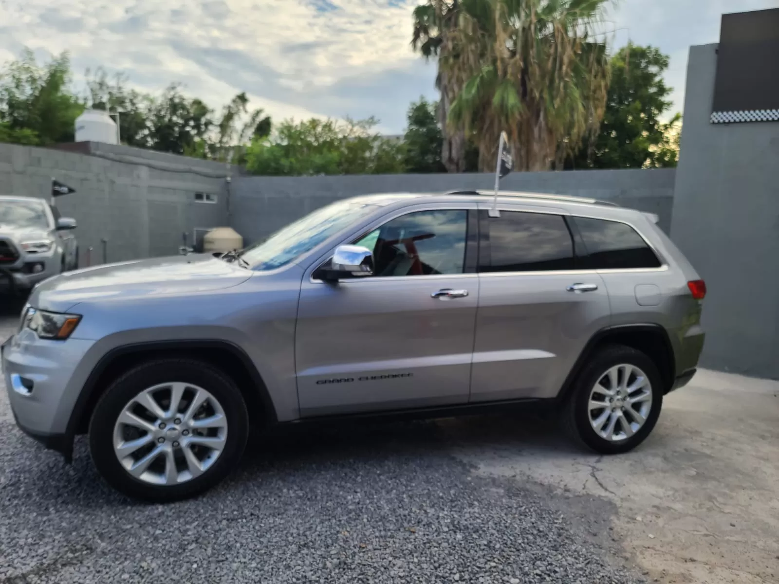 Jeep Grand Cherokee Limited Lujo 2017