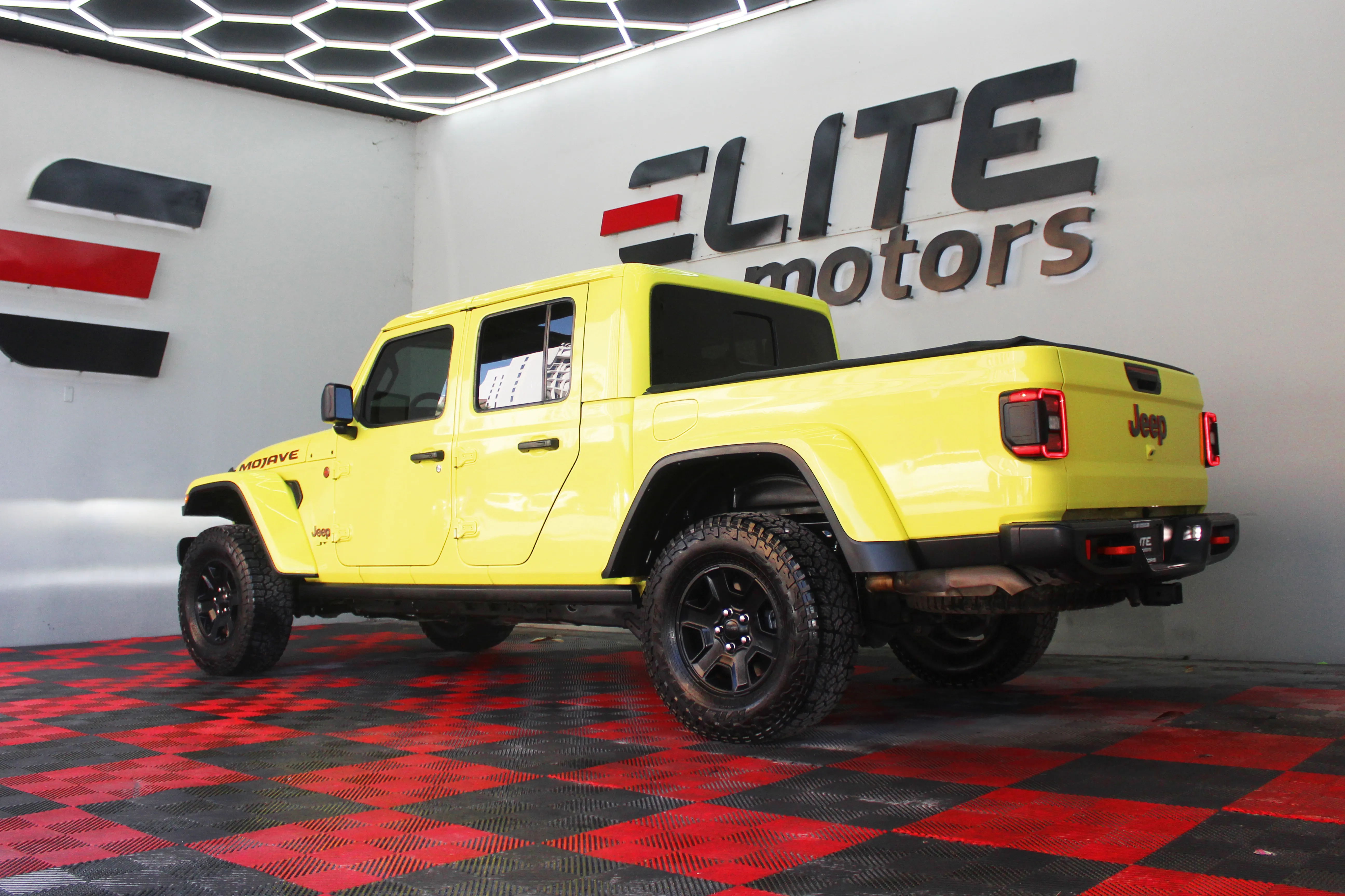 Jeep JT Mojave 2023