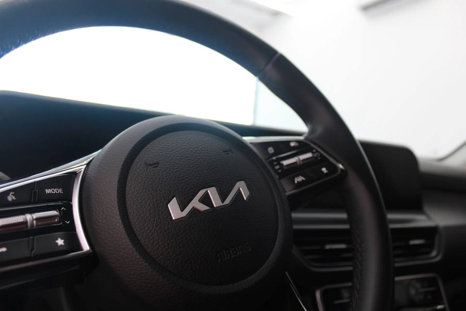 KIA SELTOS 1.4L TURBO SXL DCT 2024