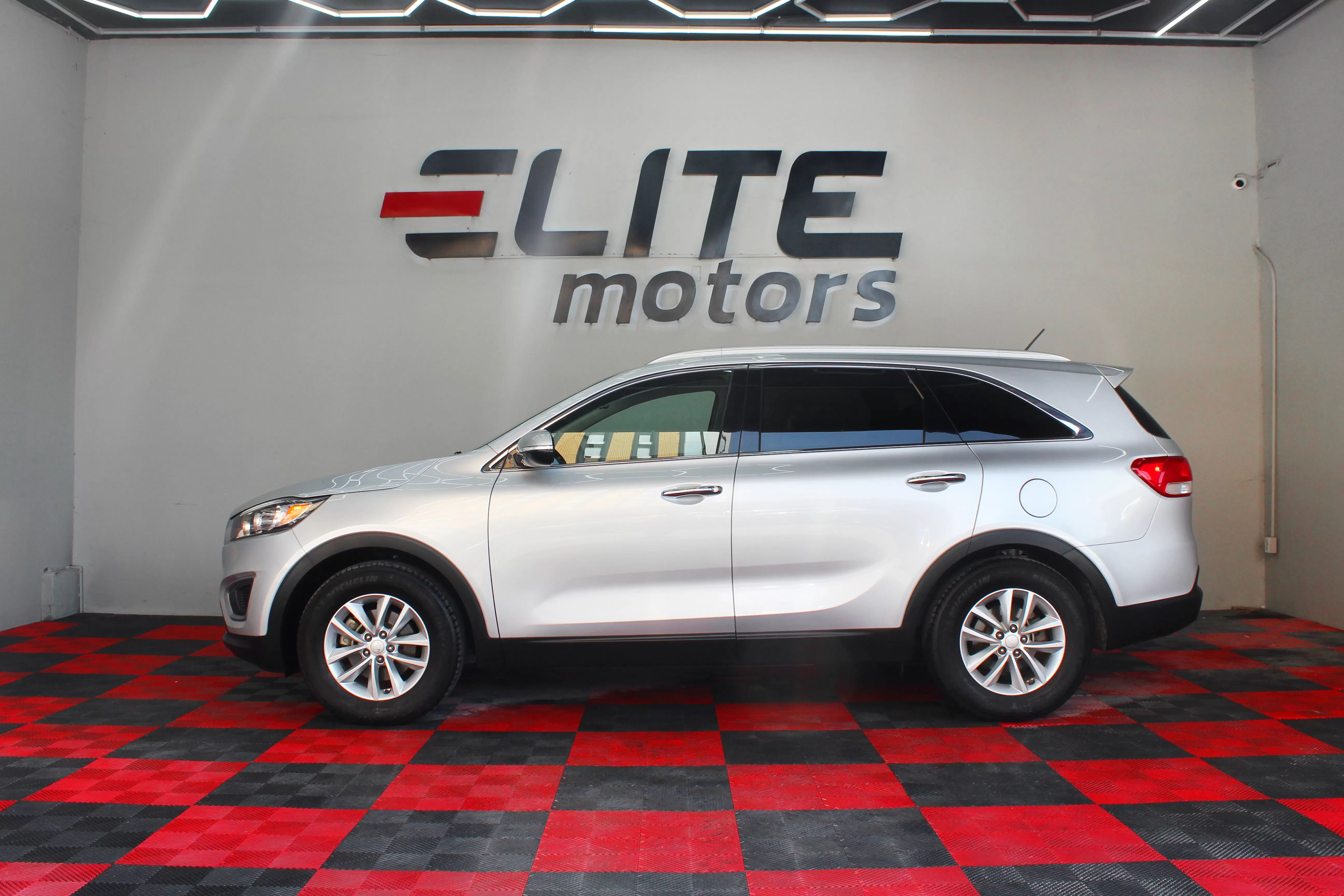 KIA Sorento LX 2018