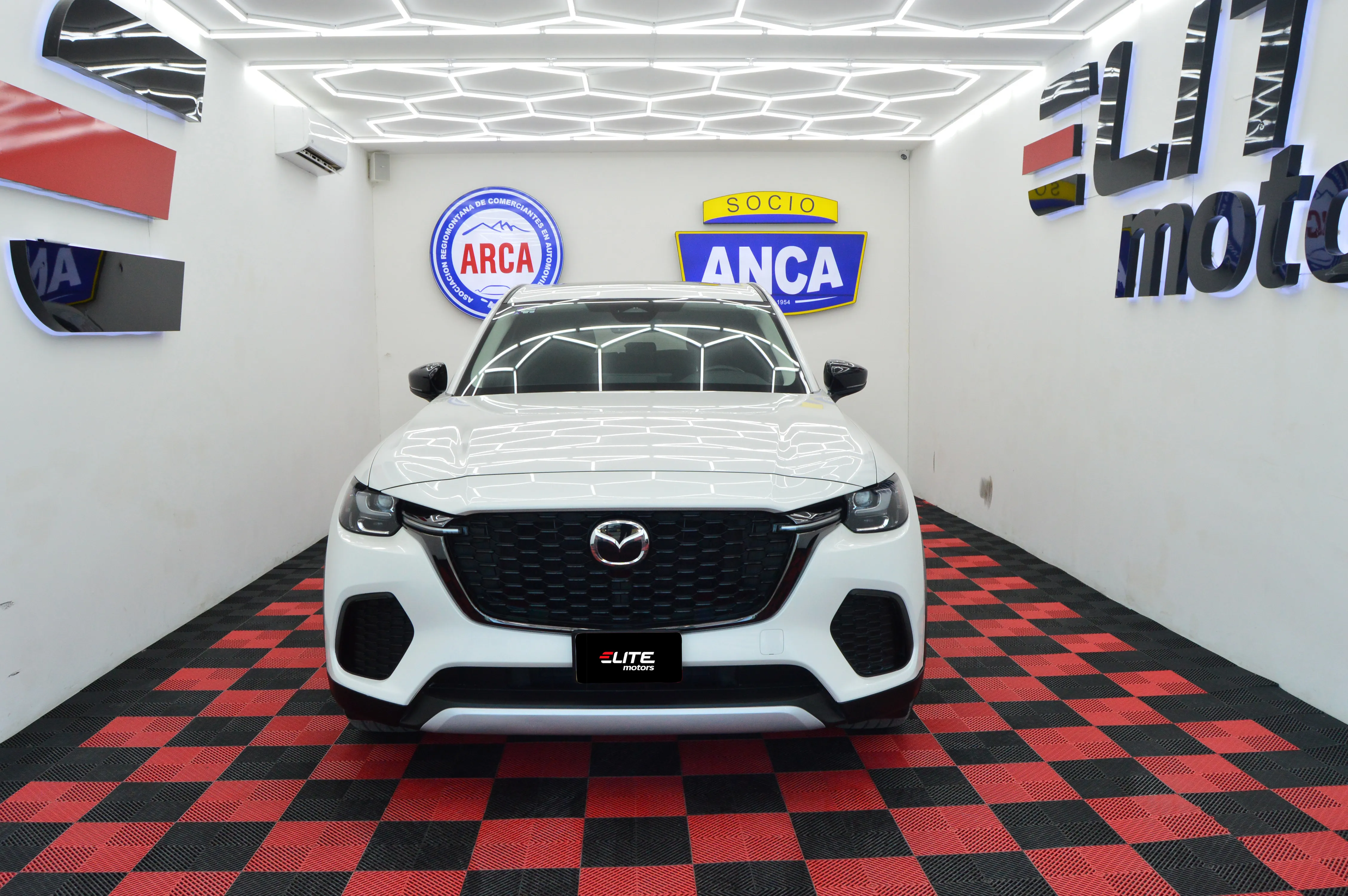 Mazda CX-70 SIGNATURE 2025