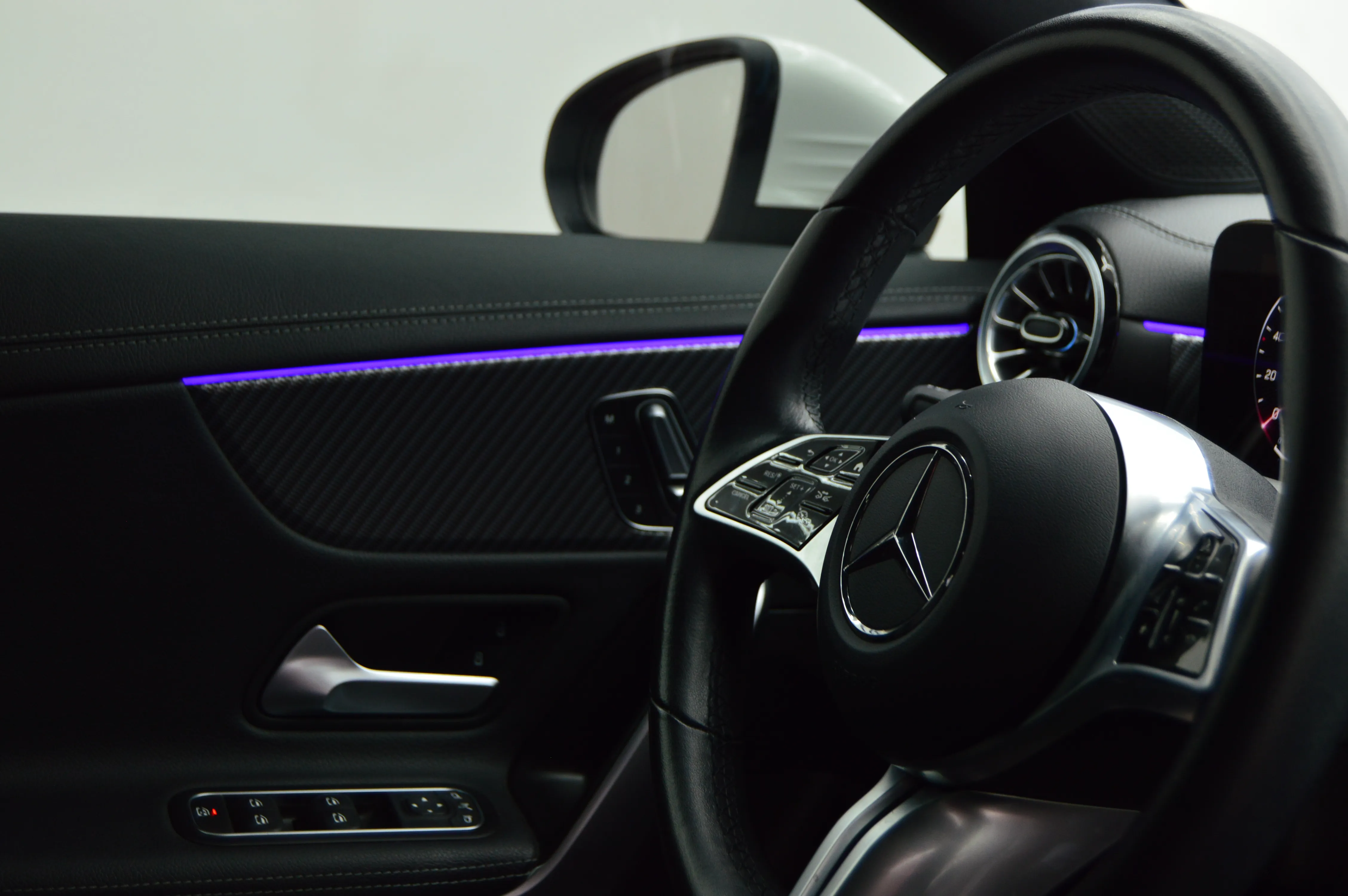 Mercedes Benz CLA 200 MHEV 2025