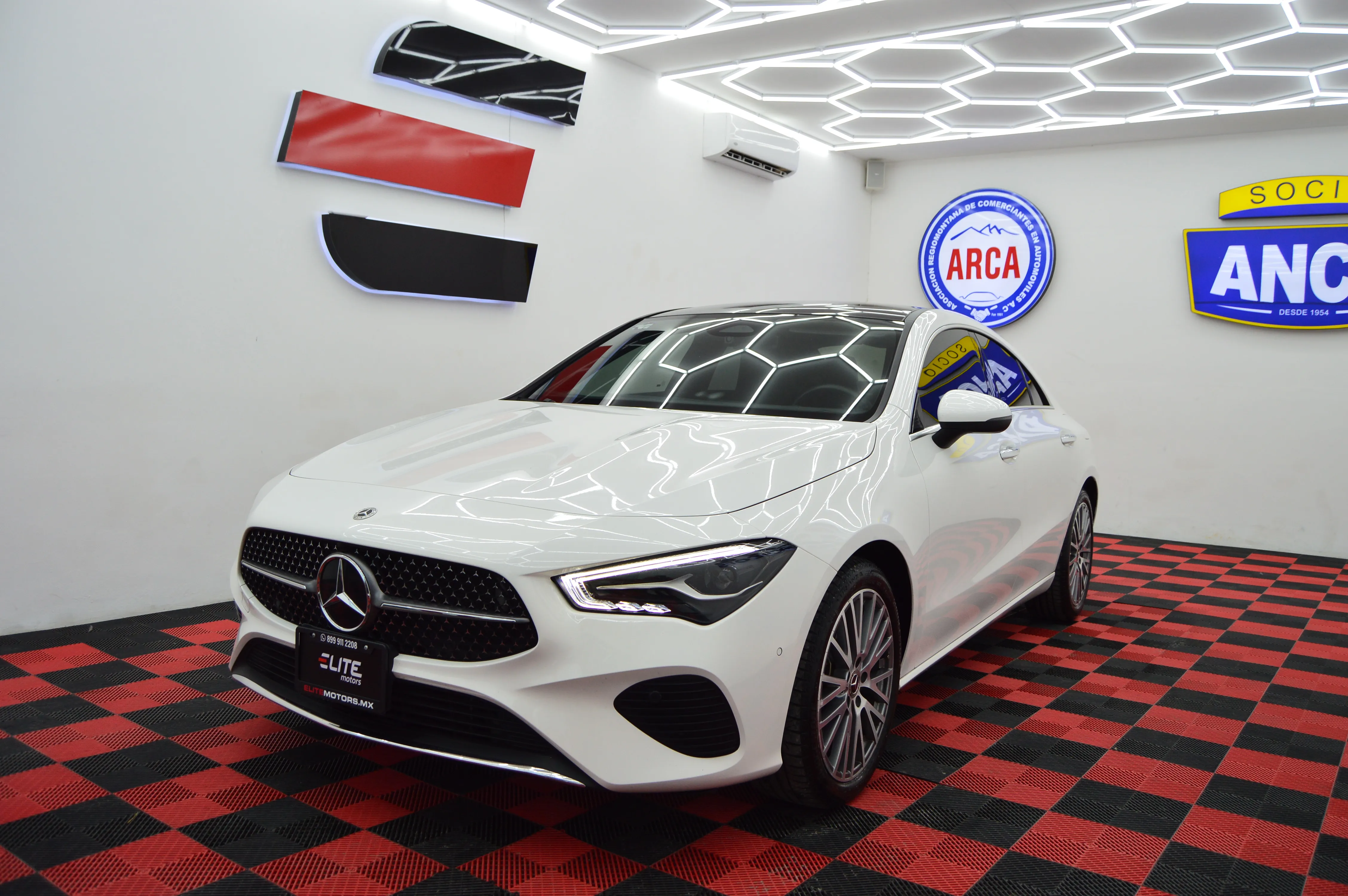 Mercedes Benz CLA 200 MHEV 2025