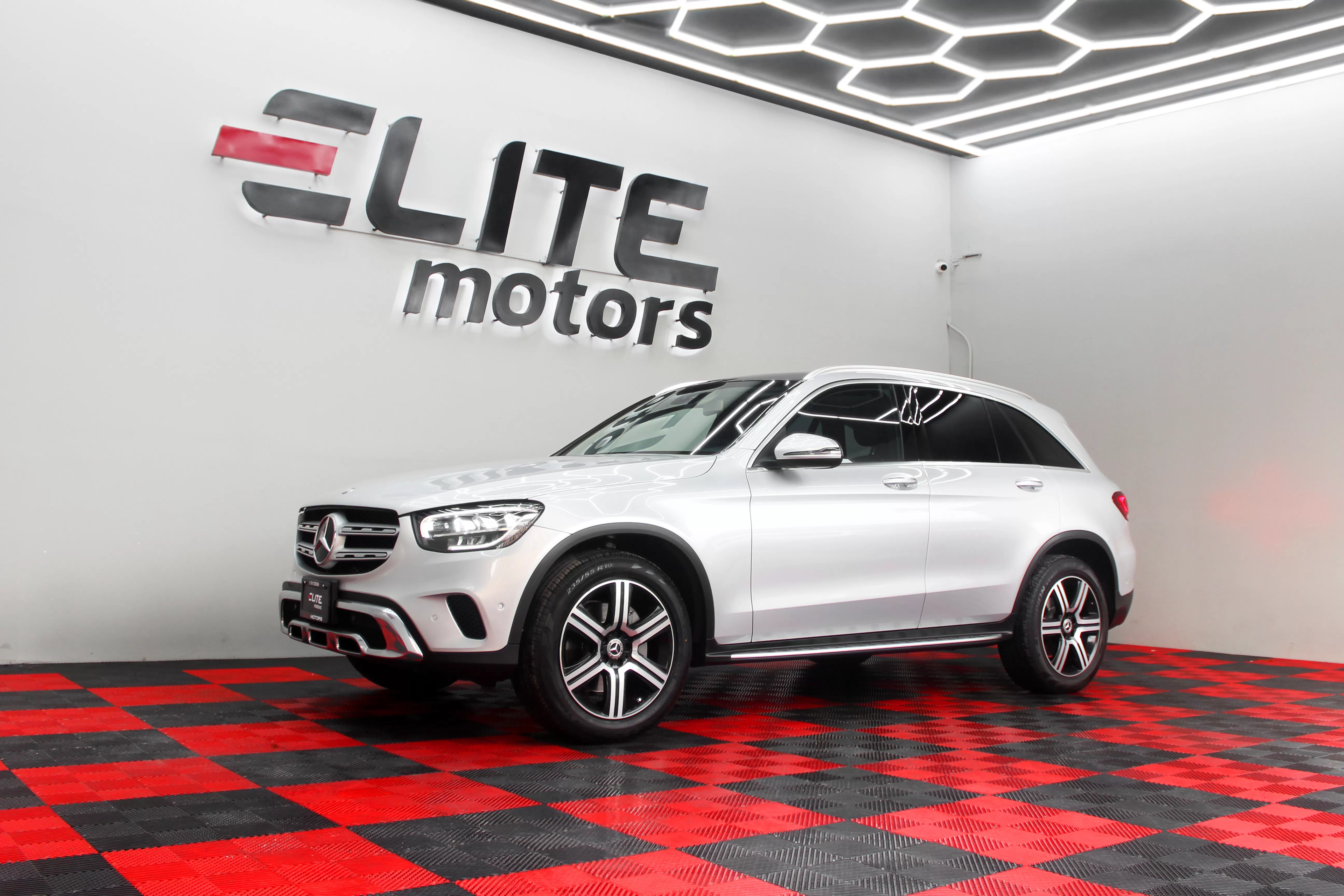 Mercedes Benz GLC 300 2020