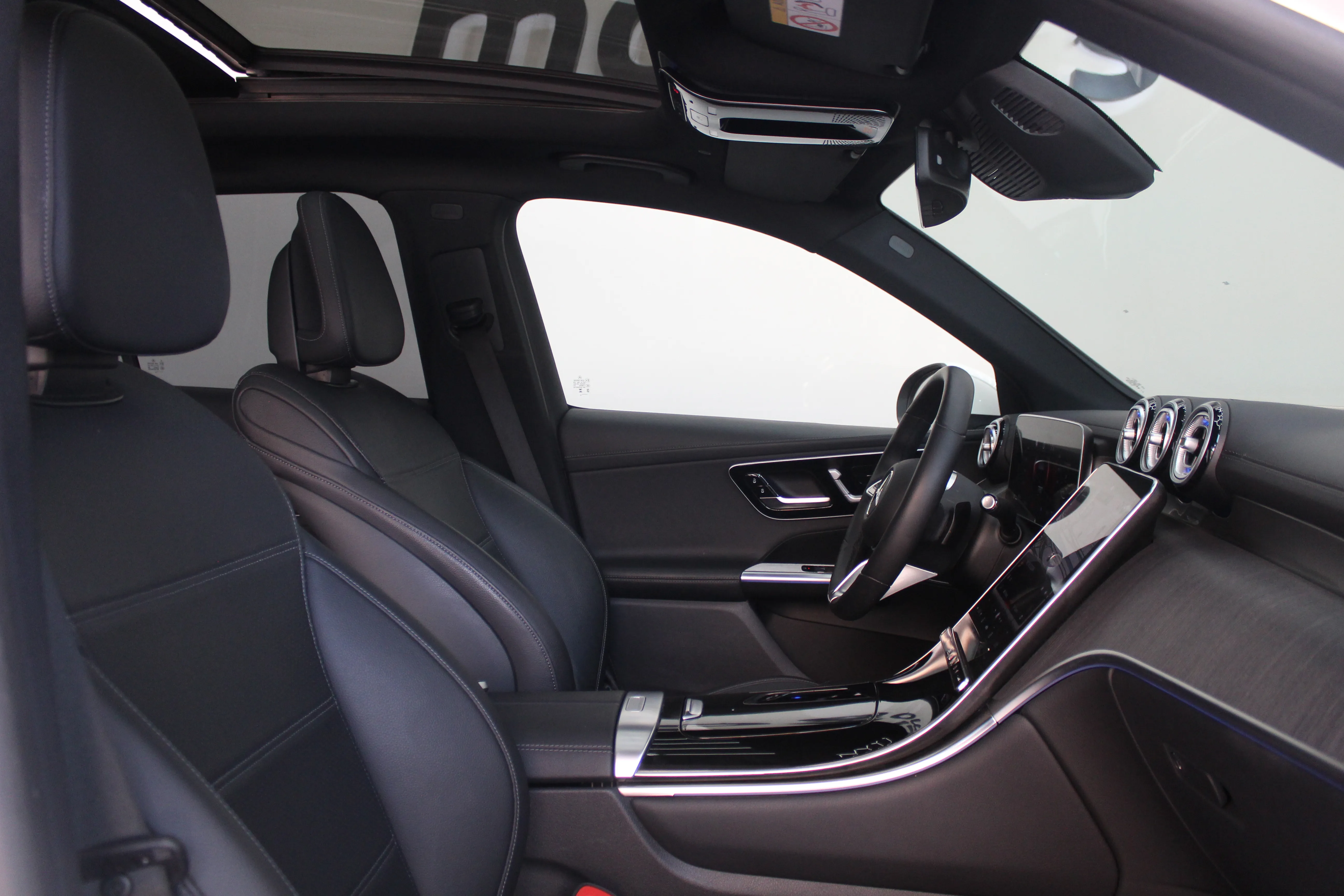Mercedes Benz GLC 300 2023