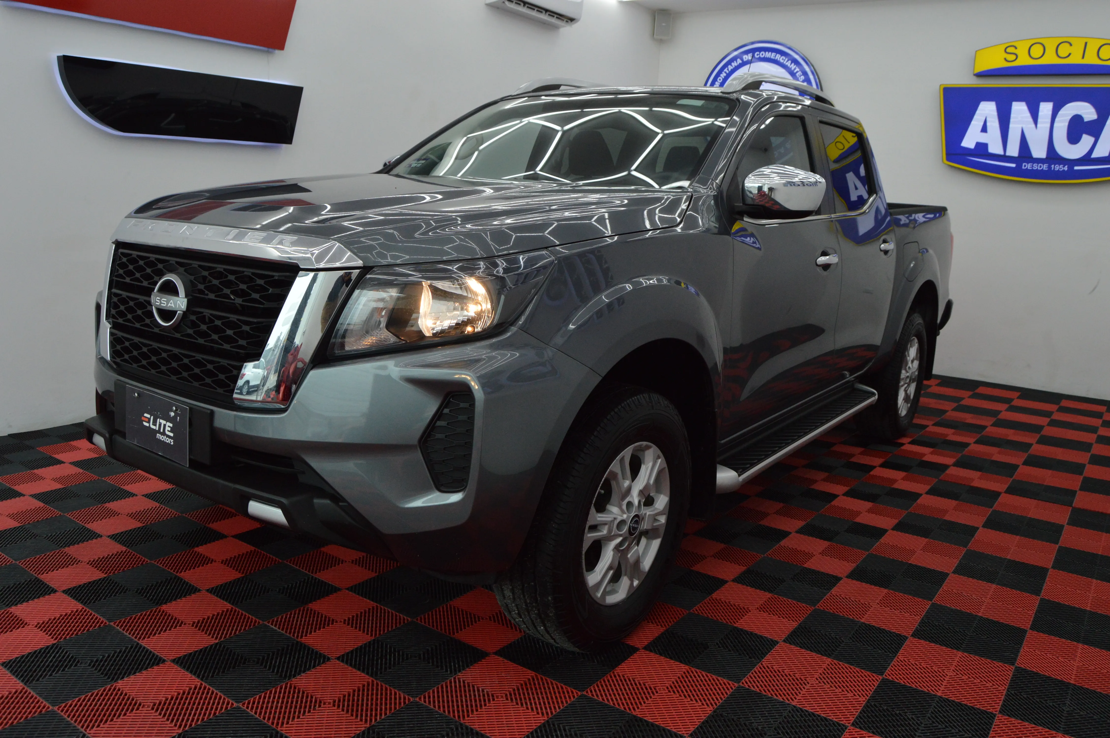 Nissan Frontier LE 2024