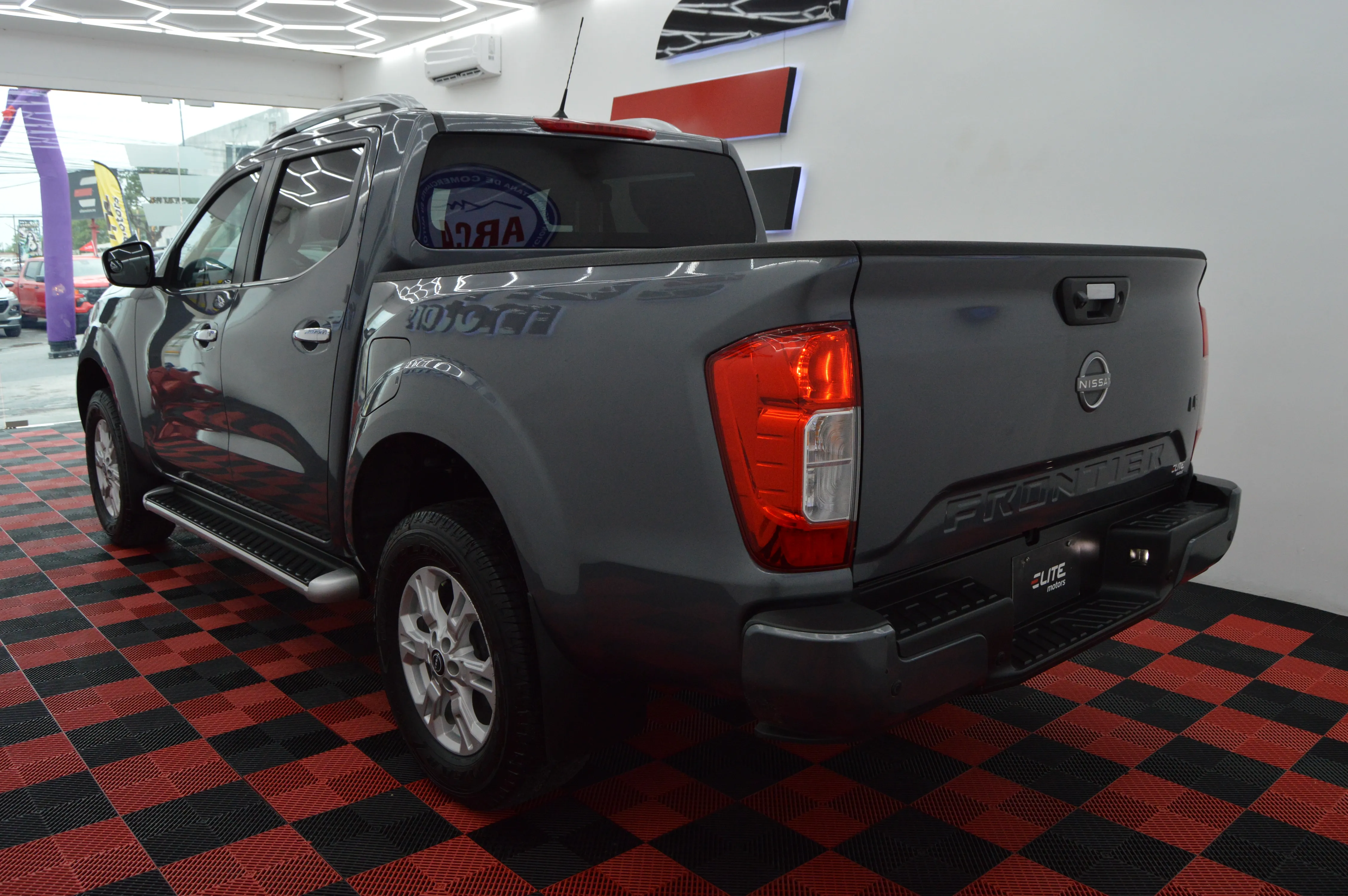 Nissan Frontier LE 2024