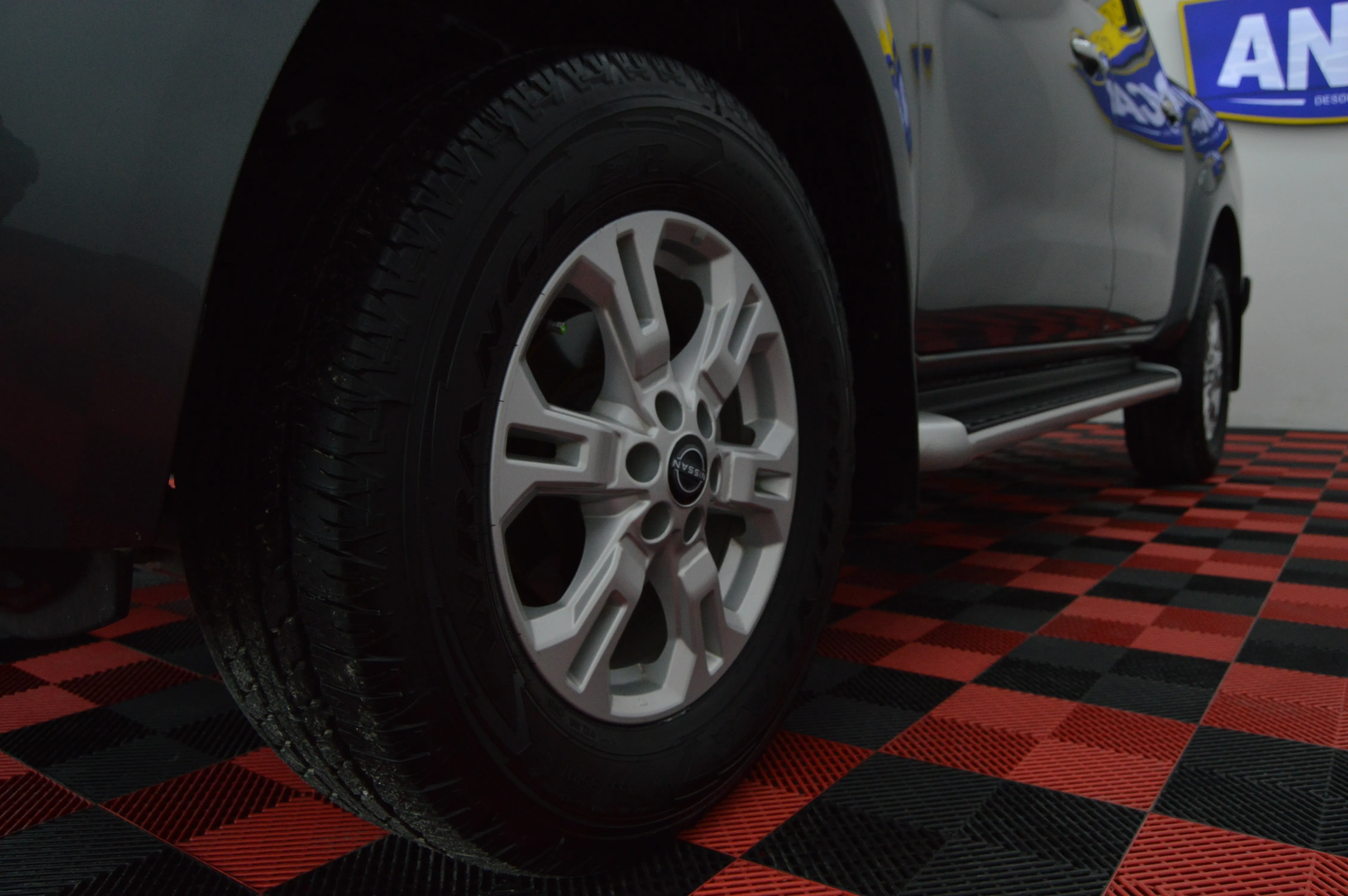 Nissan Frontier LE 2024