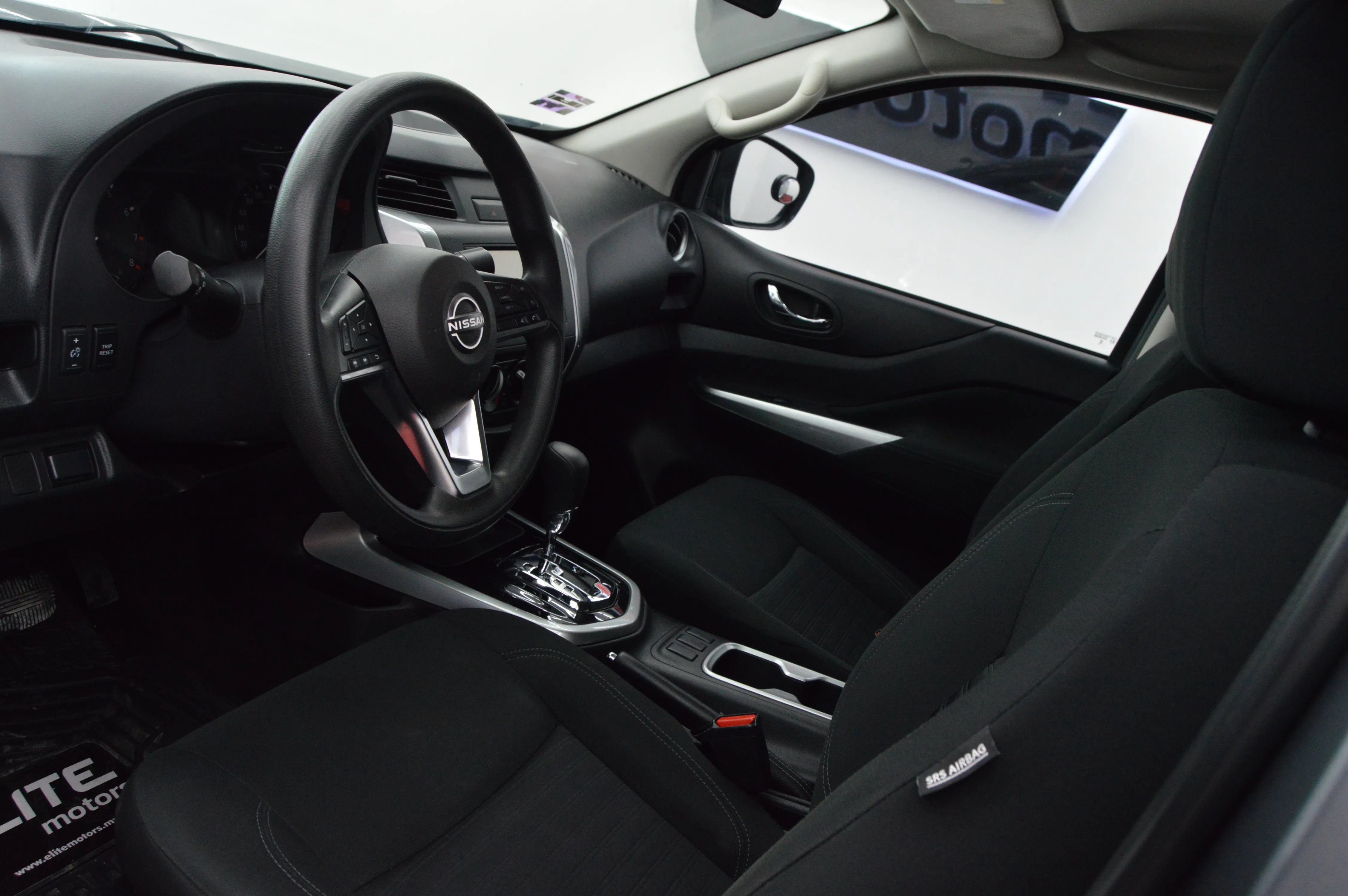 Nissan Frontier LE 2024