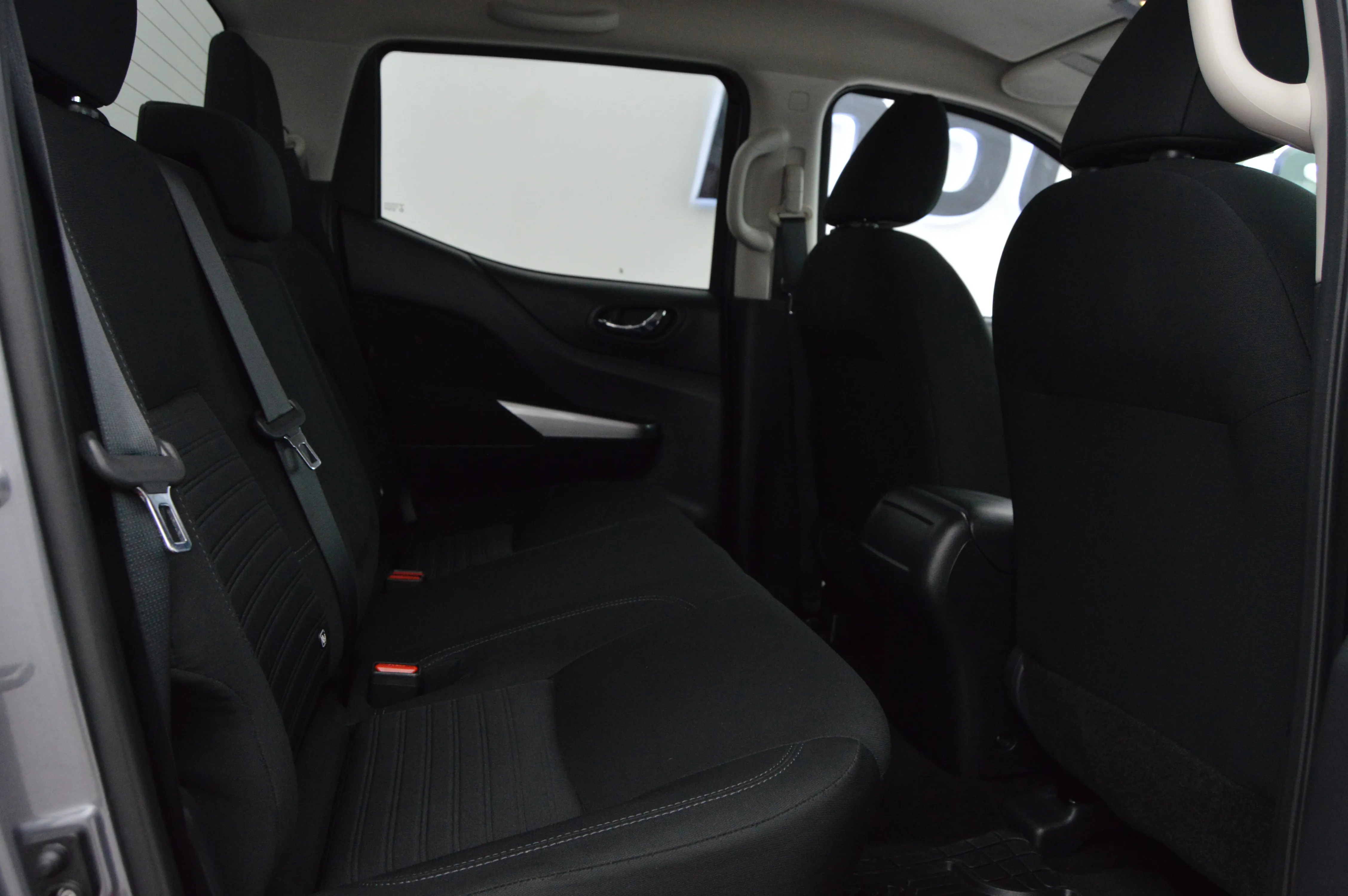 Nissan Frontier LE 2024