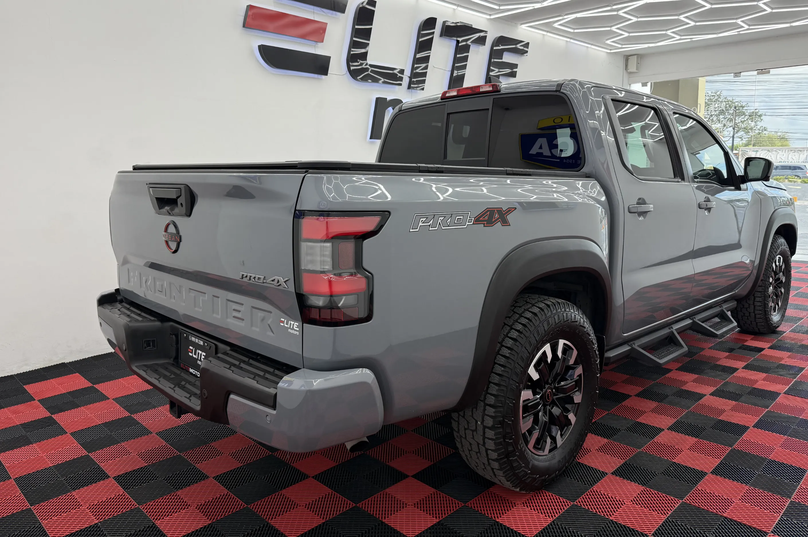 Nissan Frontier V6 PRO-4X TA 4X4 2022