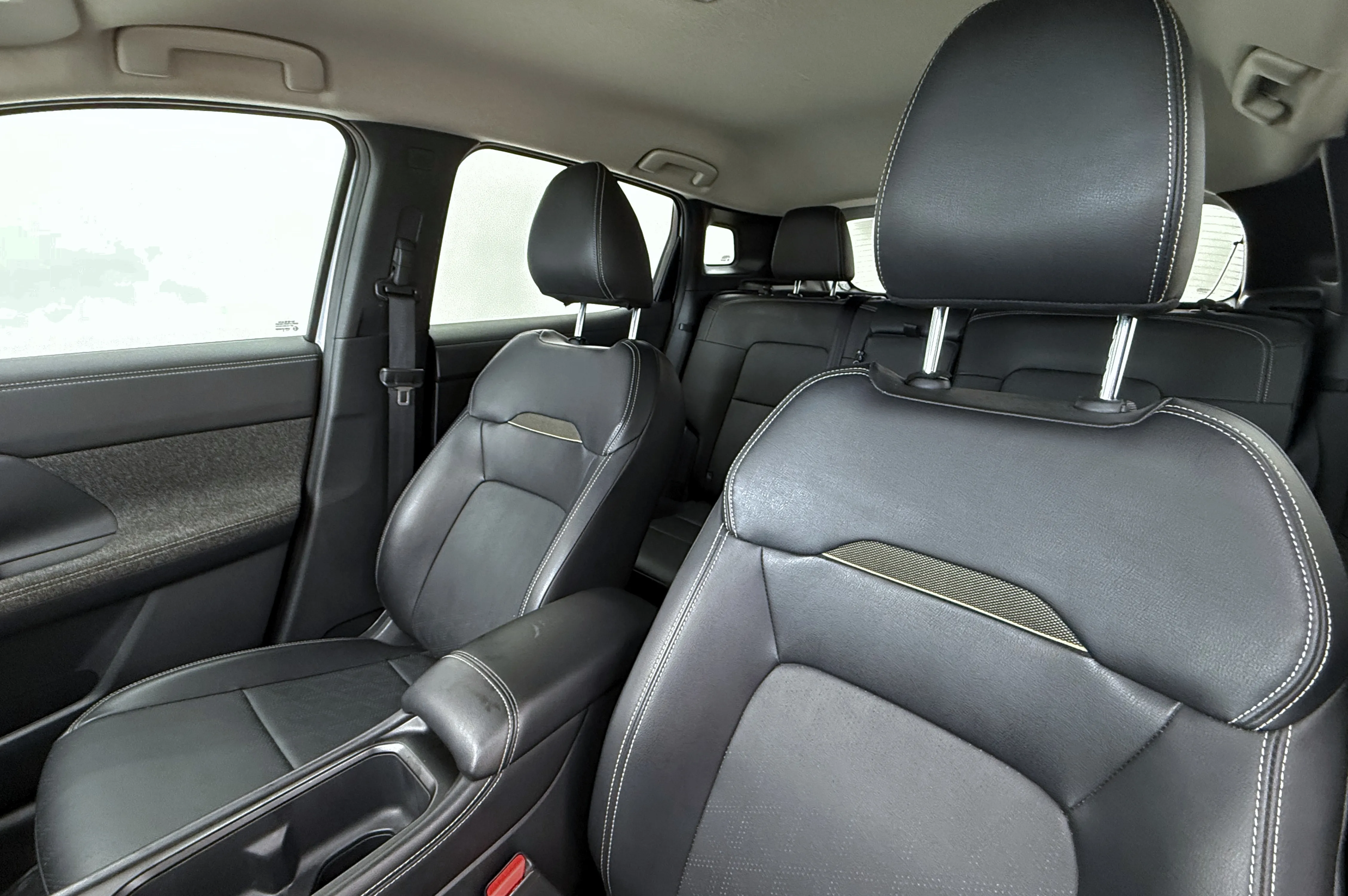 Nissan KICKS EXCLUSIVE 2025