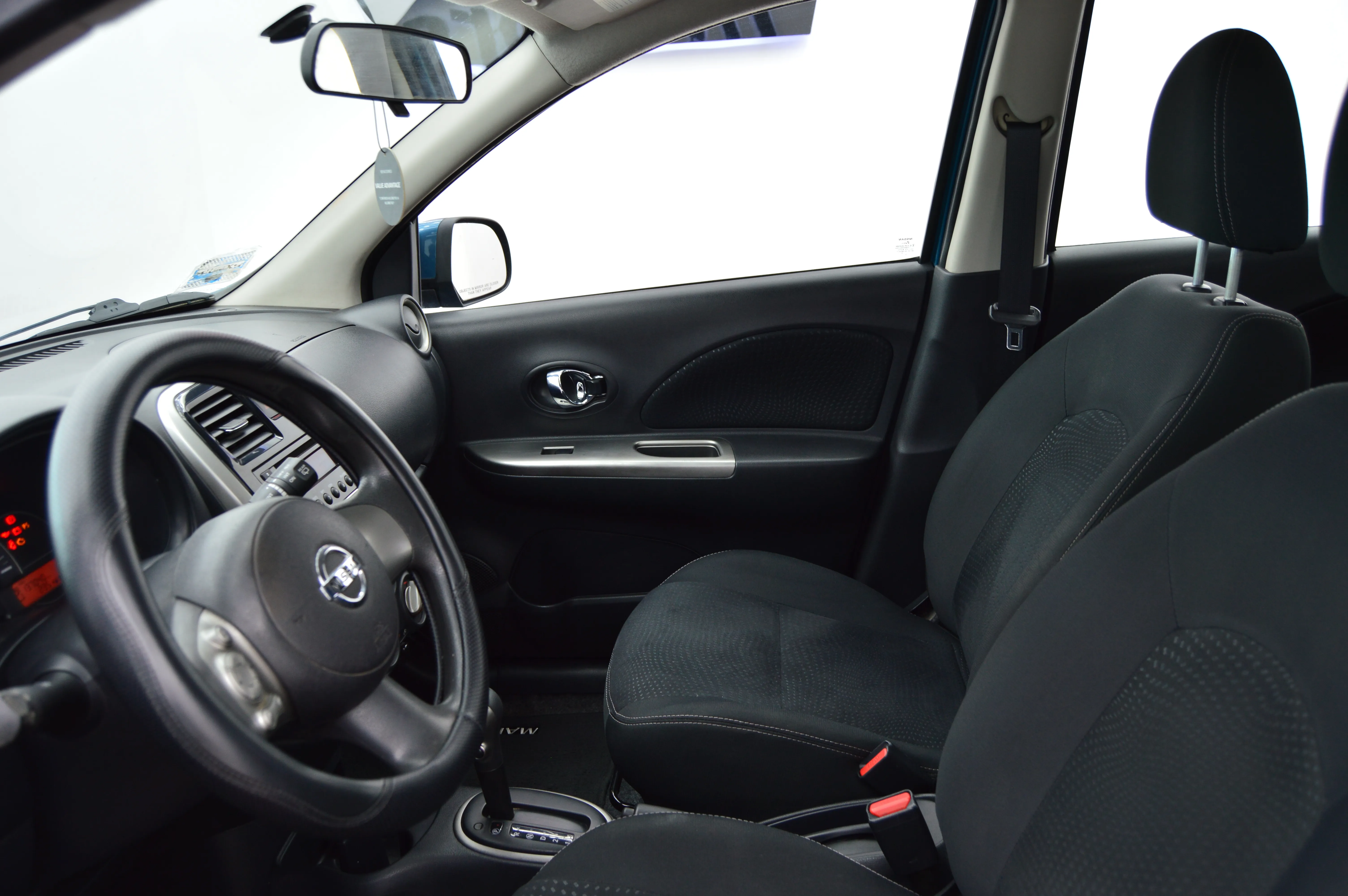 Nissan march advance 2017