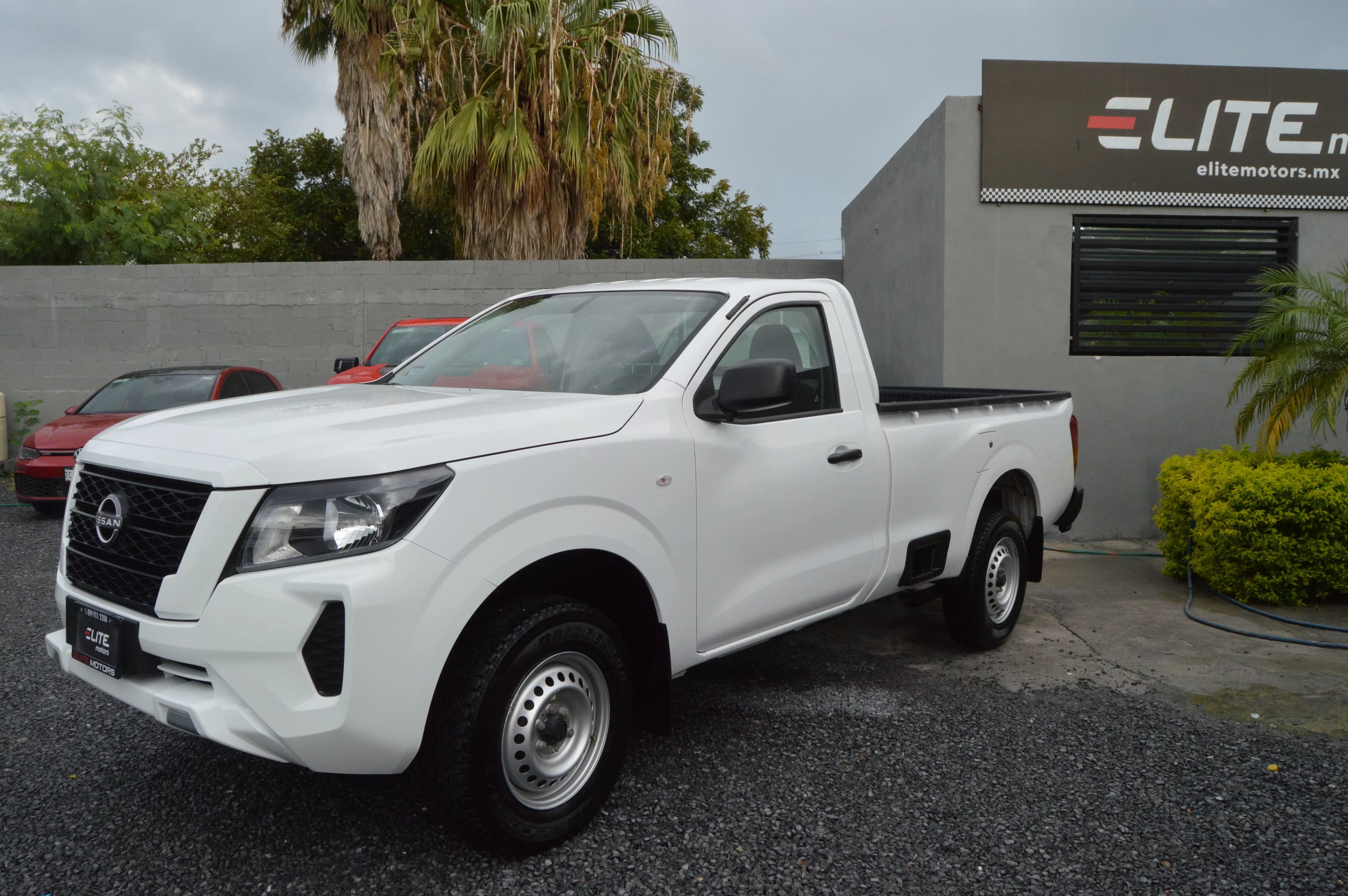 Nissan NP 300 2024
