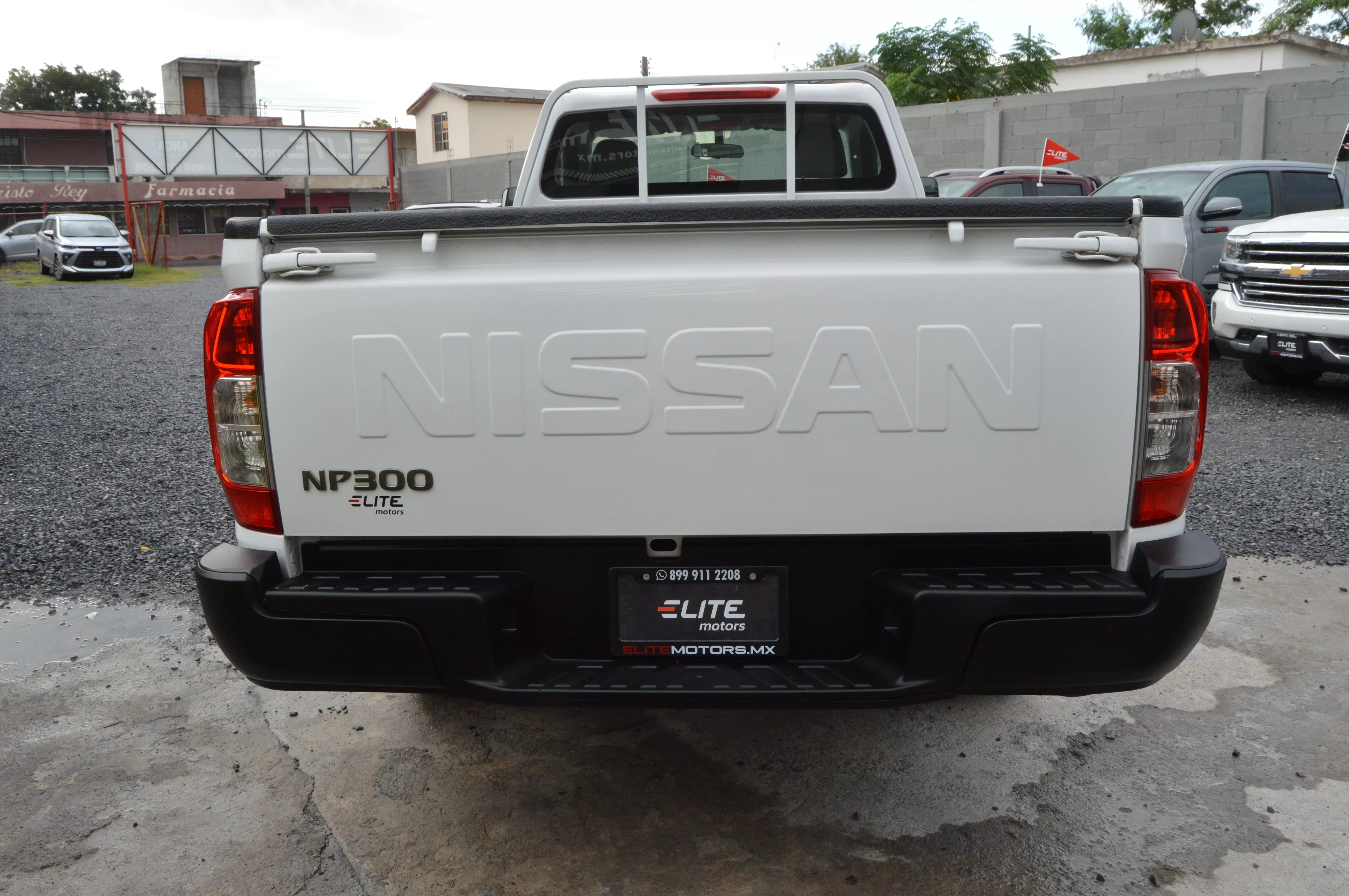 Nissan NP 300 2024
