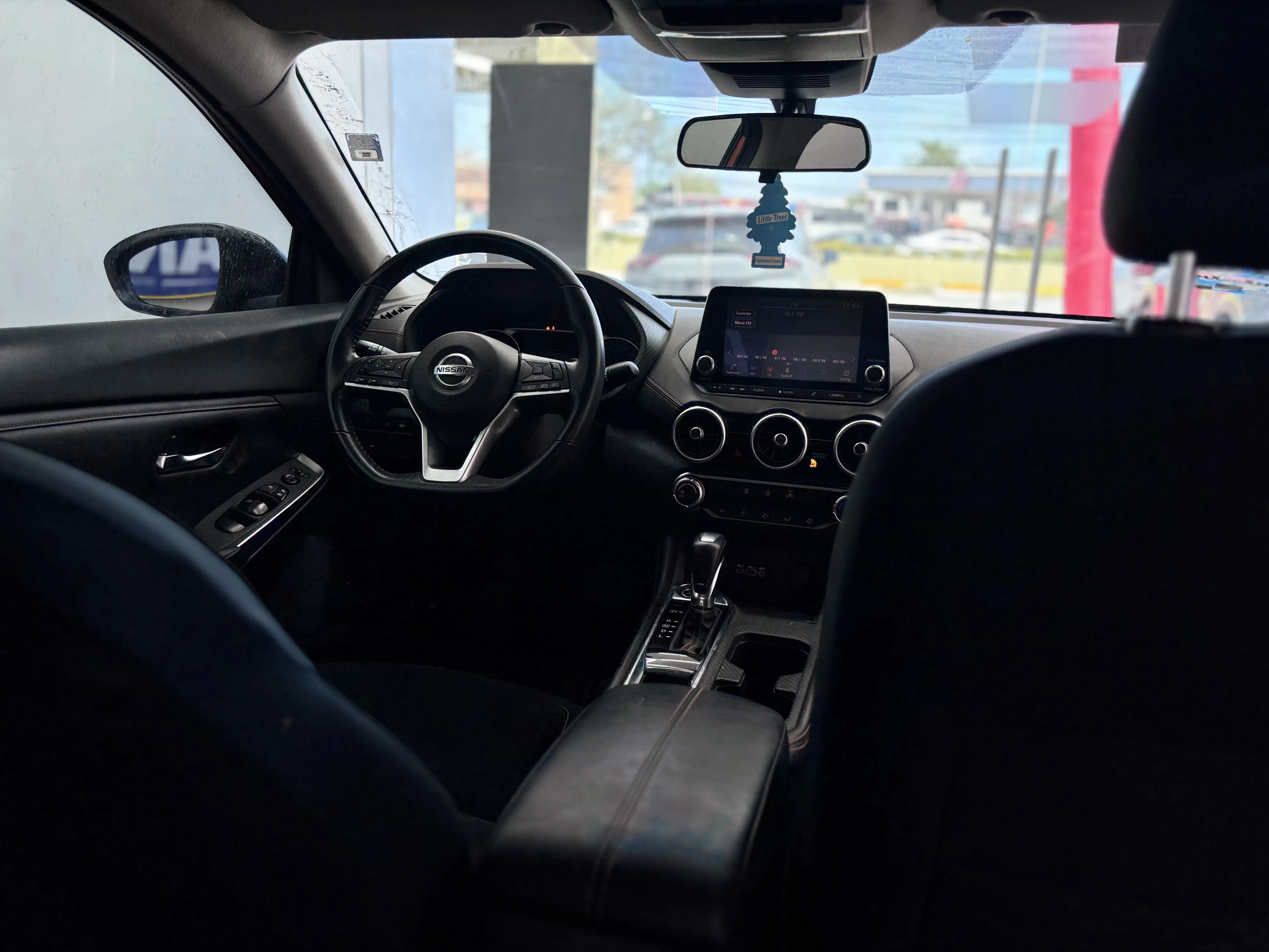 Nissan SENTRA SR CVT 2020