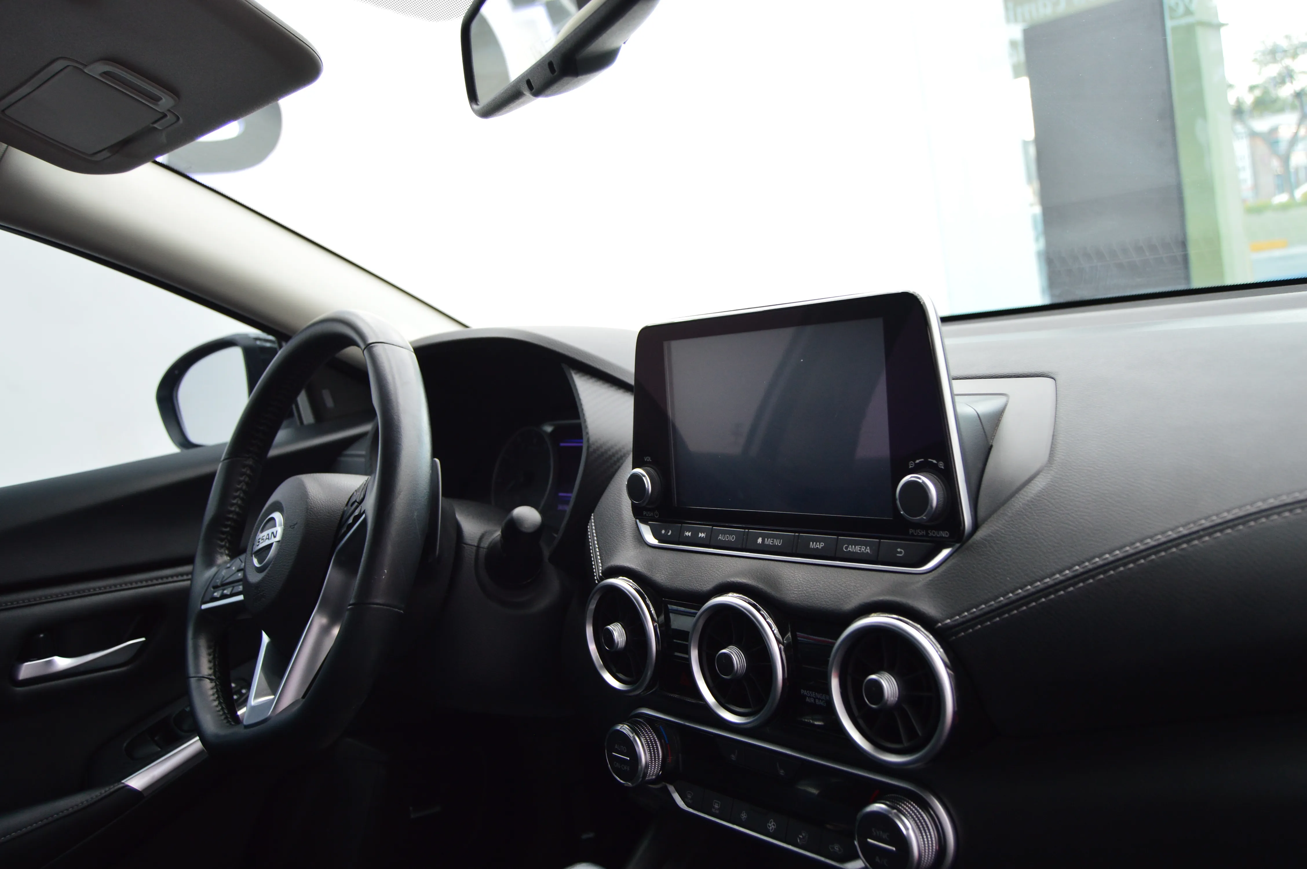 Nissan SENTRA SR PLATINUM CVT 2023