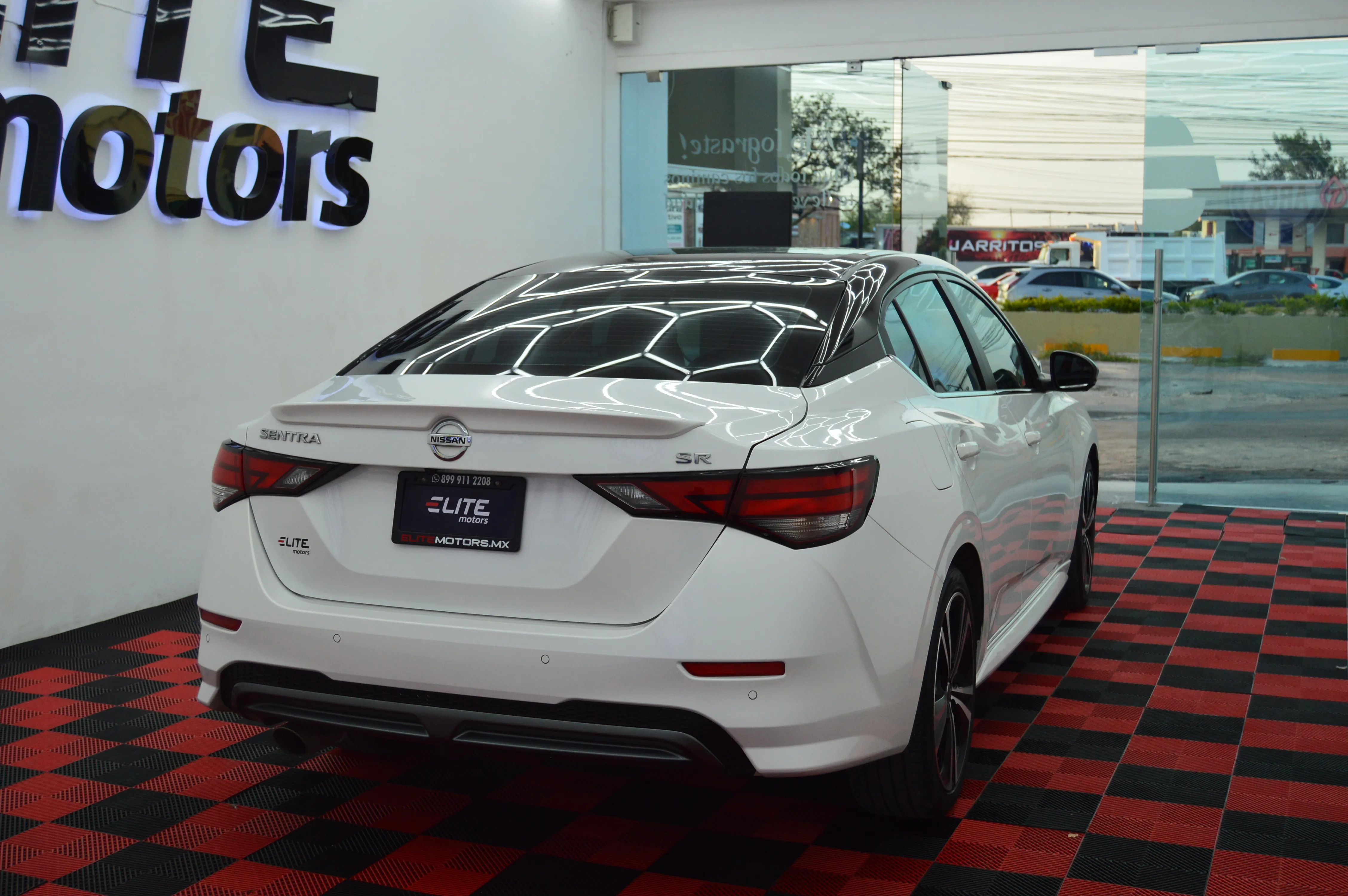 Nissan SENTRA SR PLATINUM CVT 2023