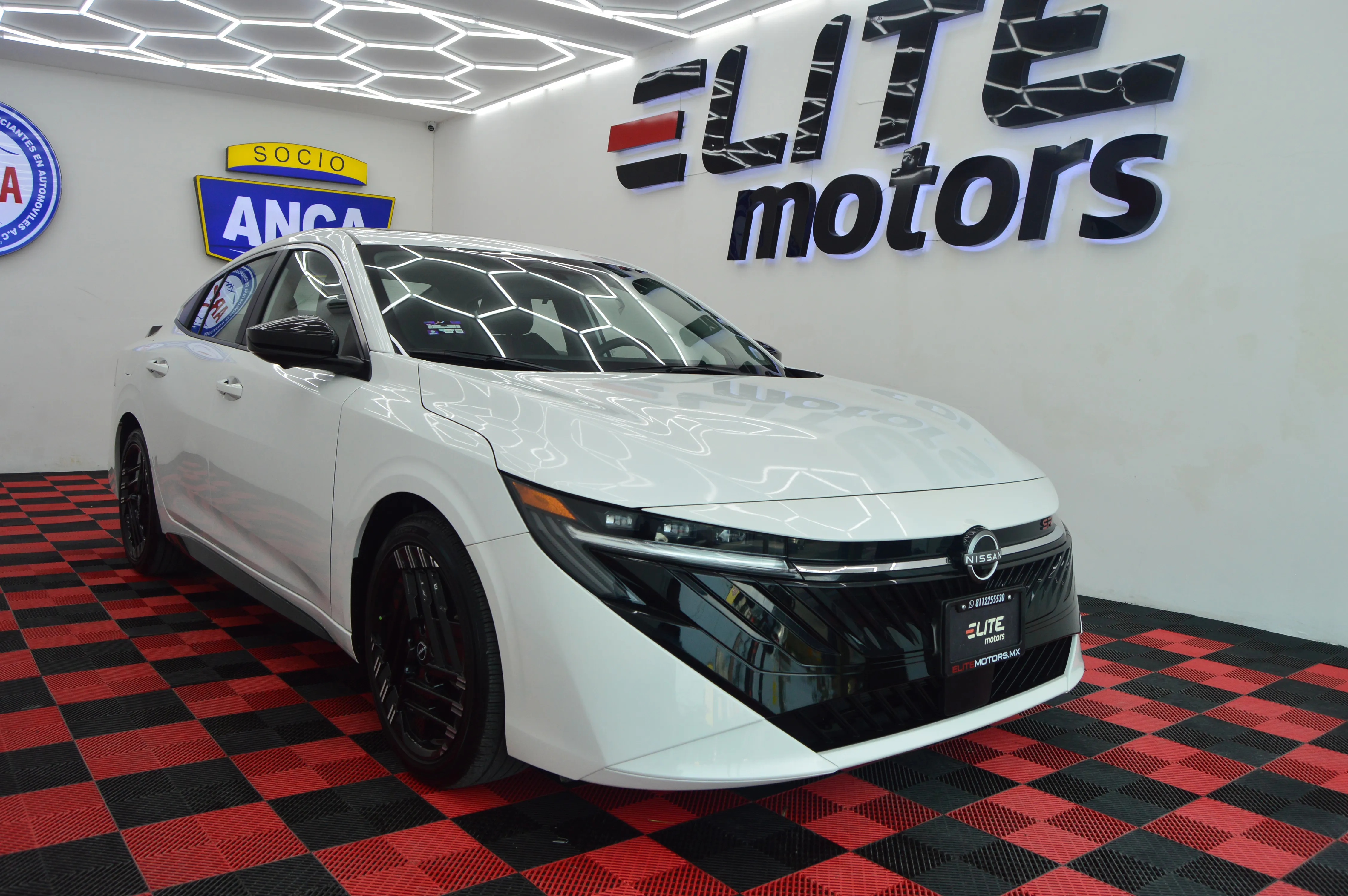 Nissan SENTRA SR PLATINUM CVT 2026